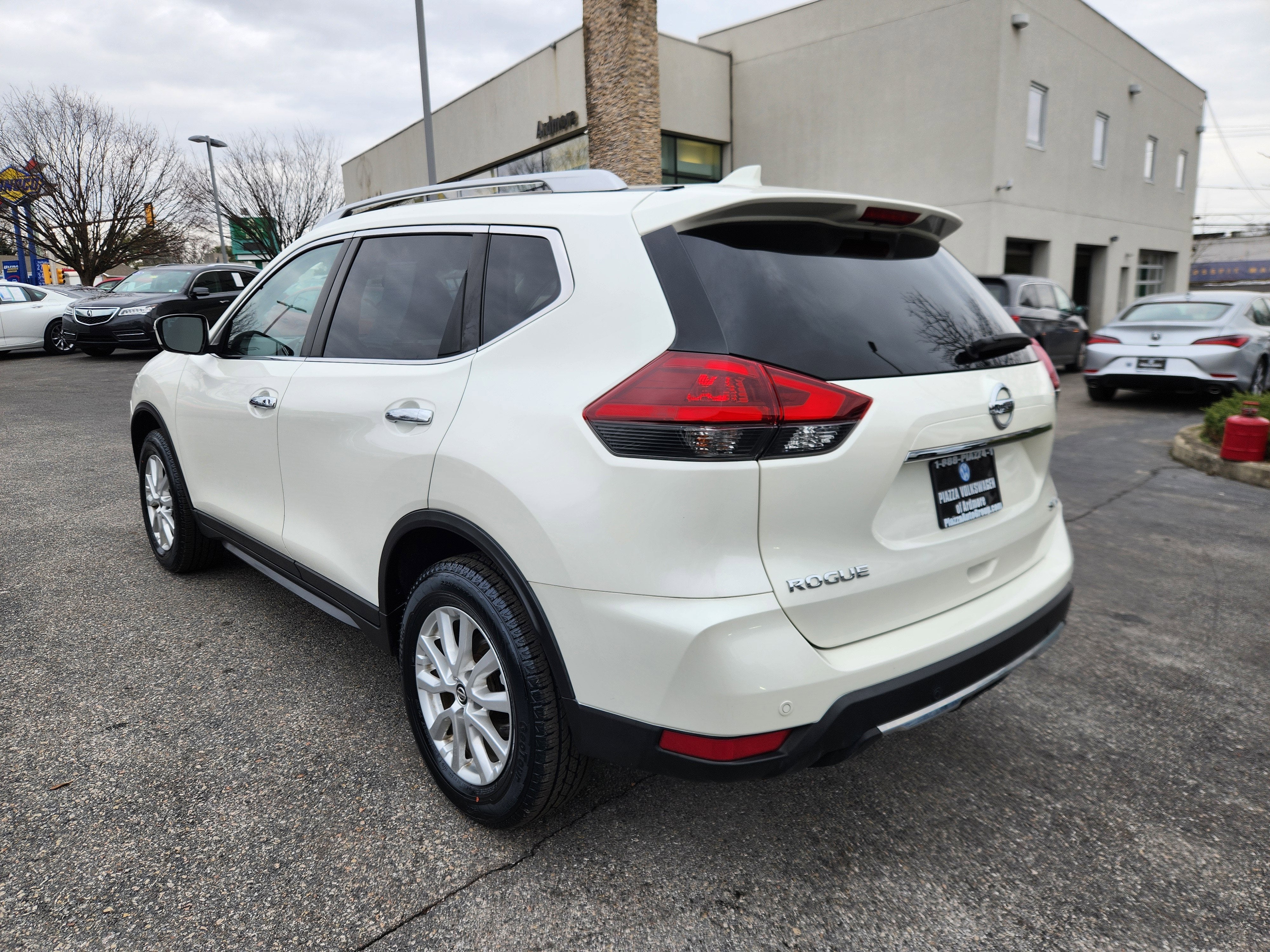 2020 Nissan Rogue SV