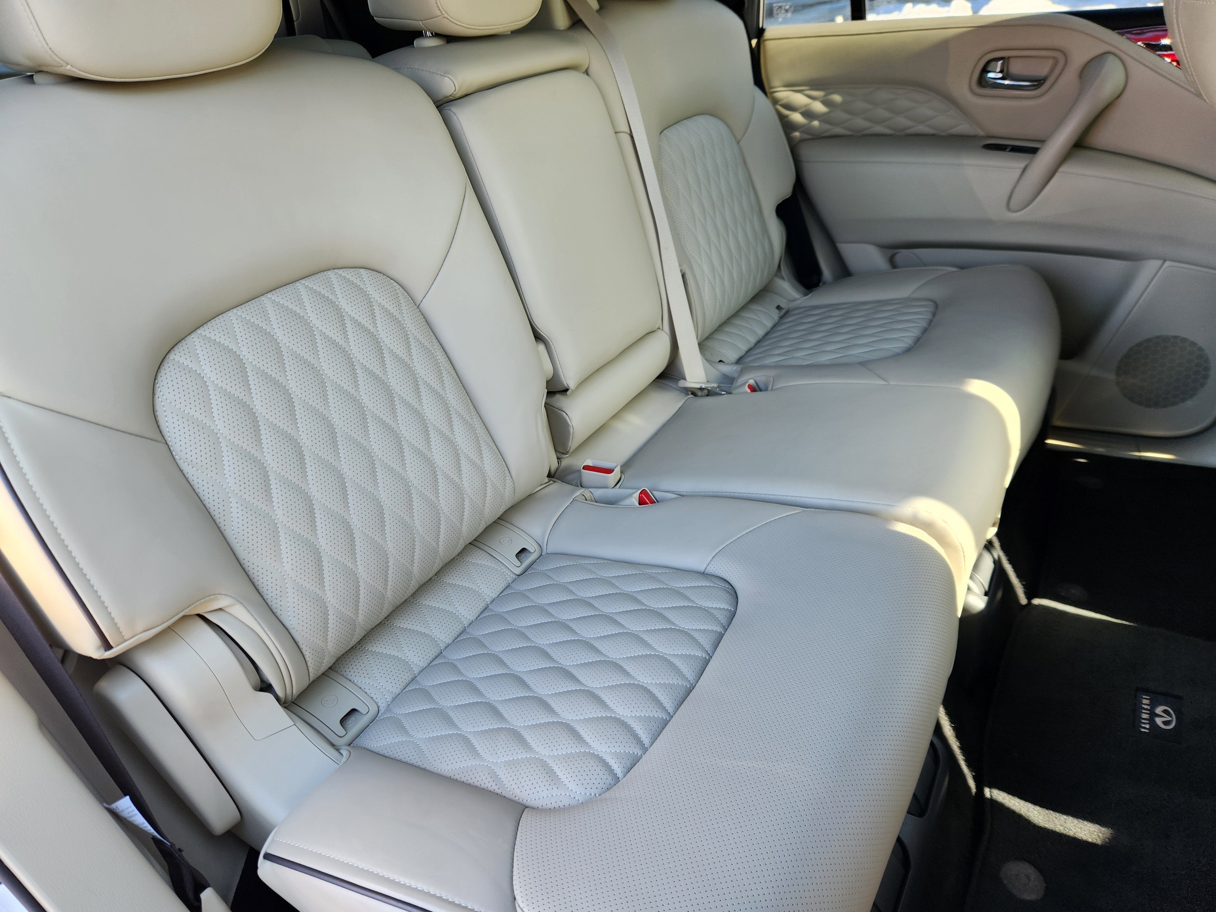 2024 INFINITI QX80 SENSORY