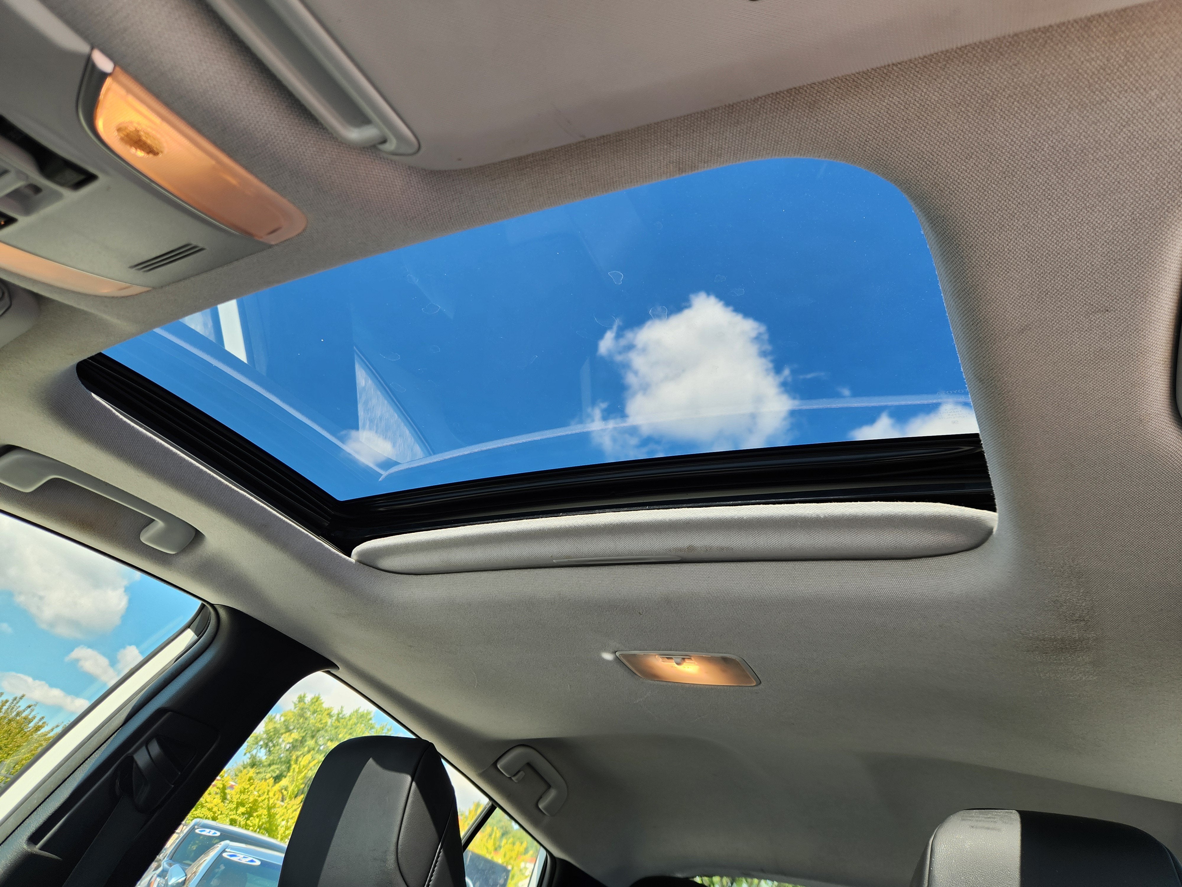 2022 Toyota Prius XLE