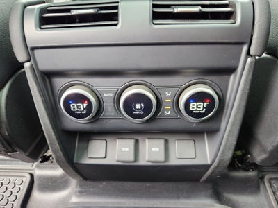 2023 Land Rover Defender X-Dynamic SE