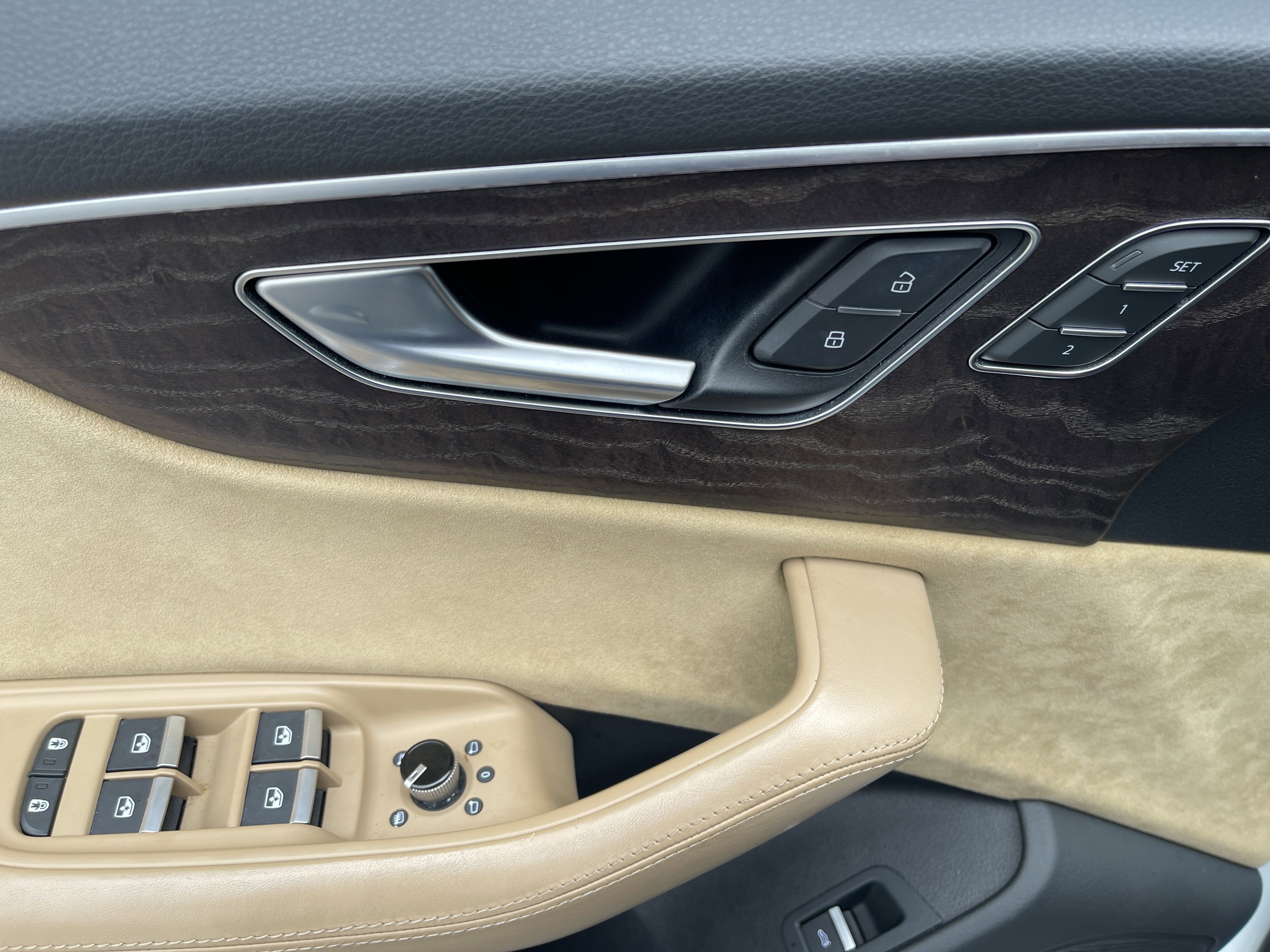 2020 Audi Q8 Prestige