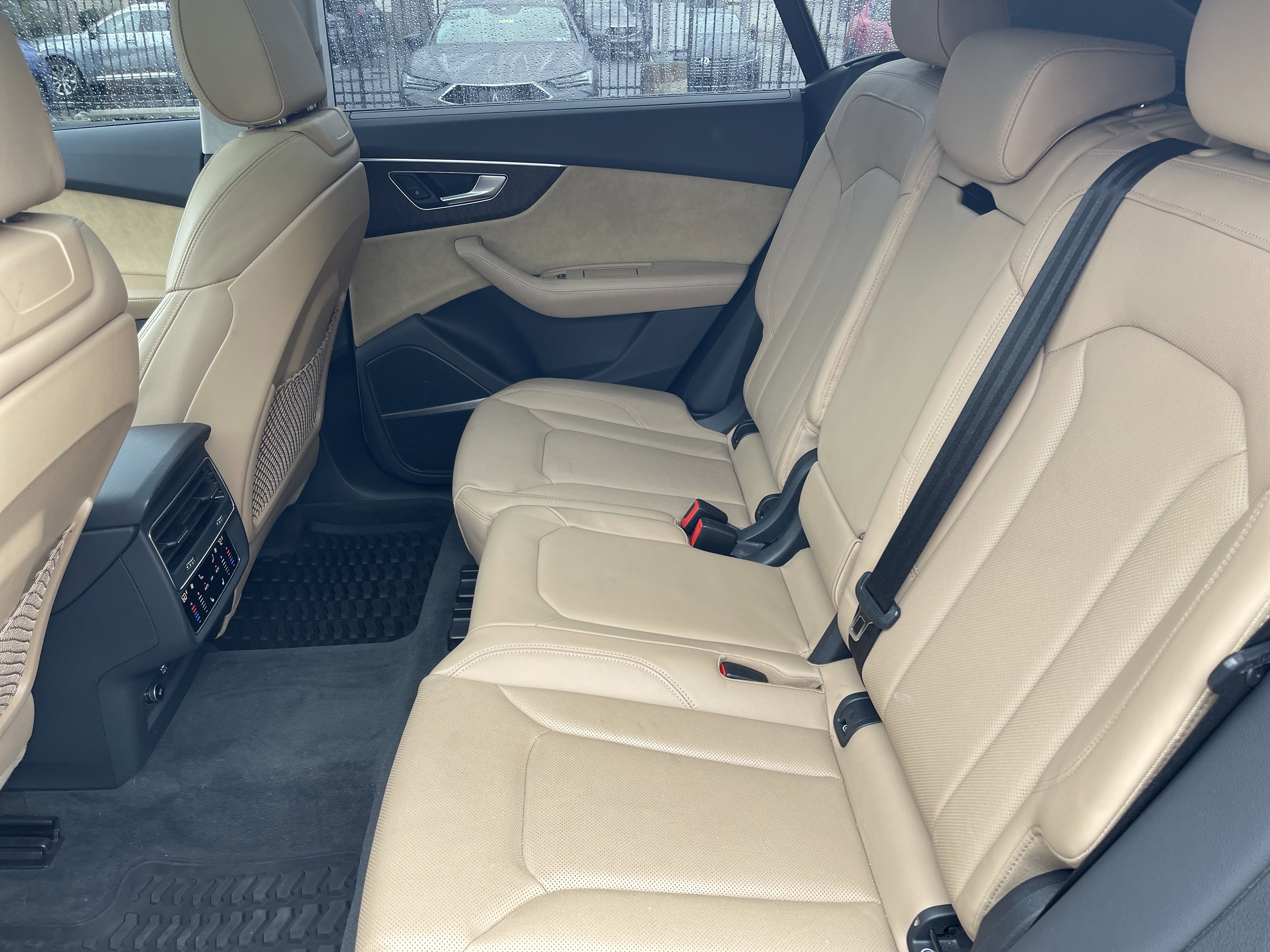 2020 Audi Q8 Prestige