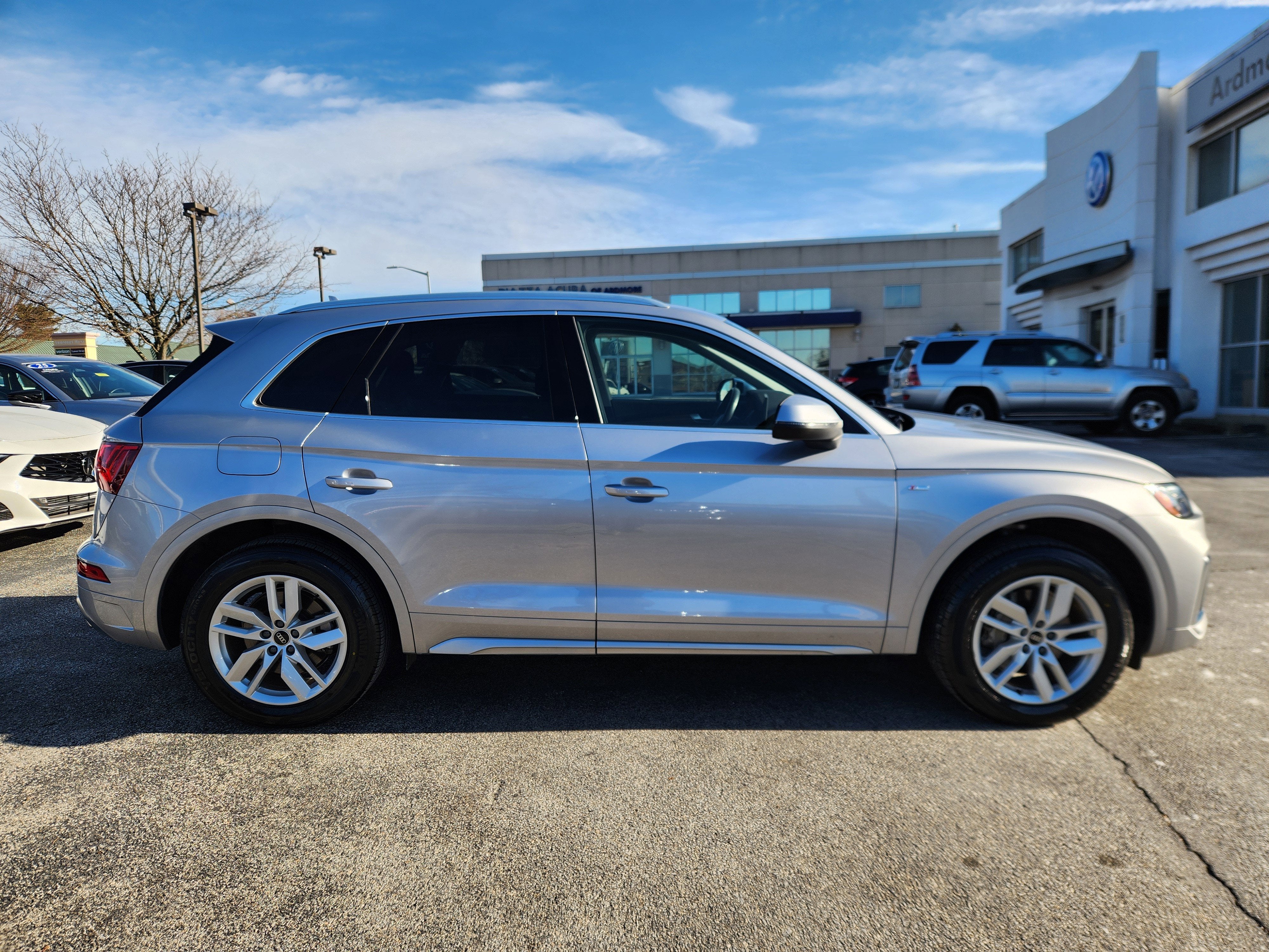 2023 Audi Q5 S line Premium