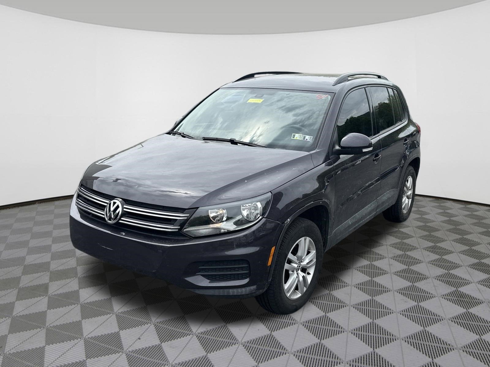 2016 Volkswagen Tiguan Base