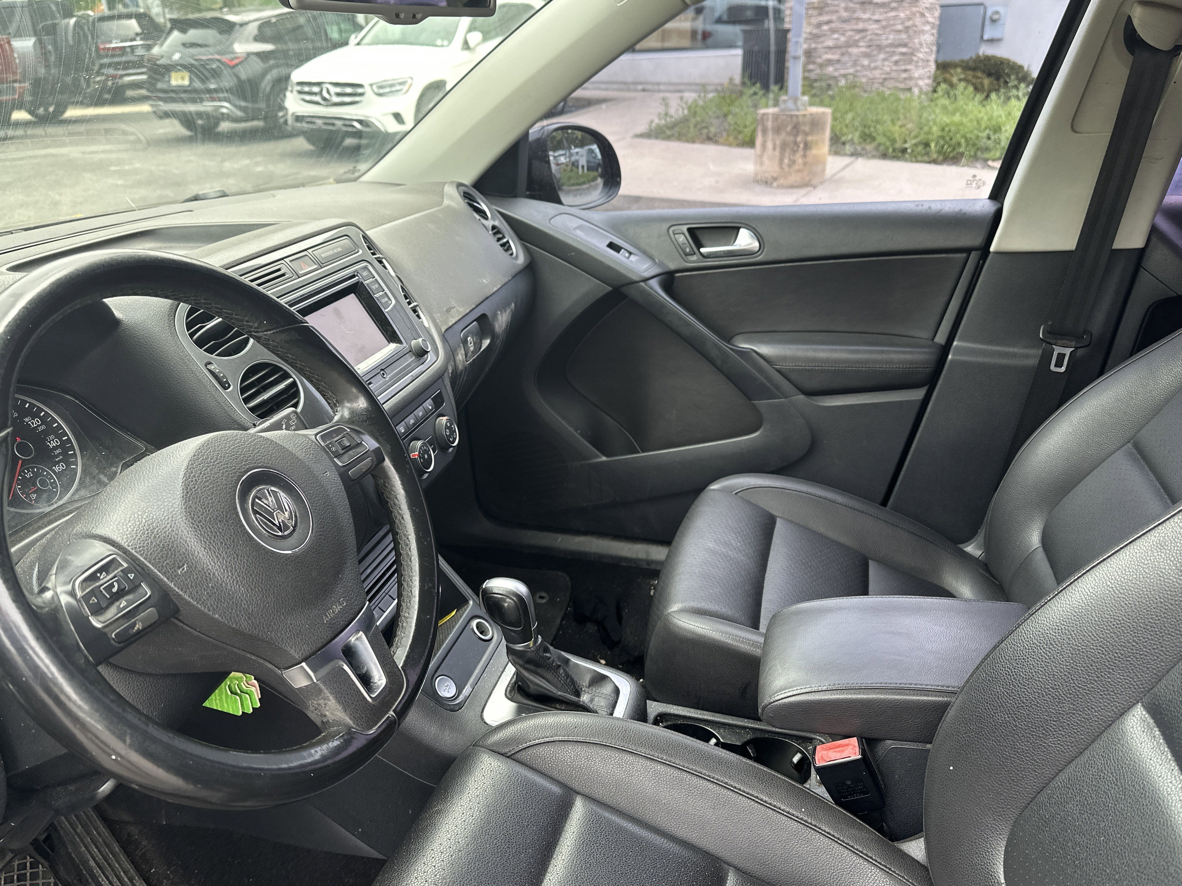2016 Volkswagen Tiguan Base
