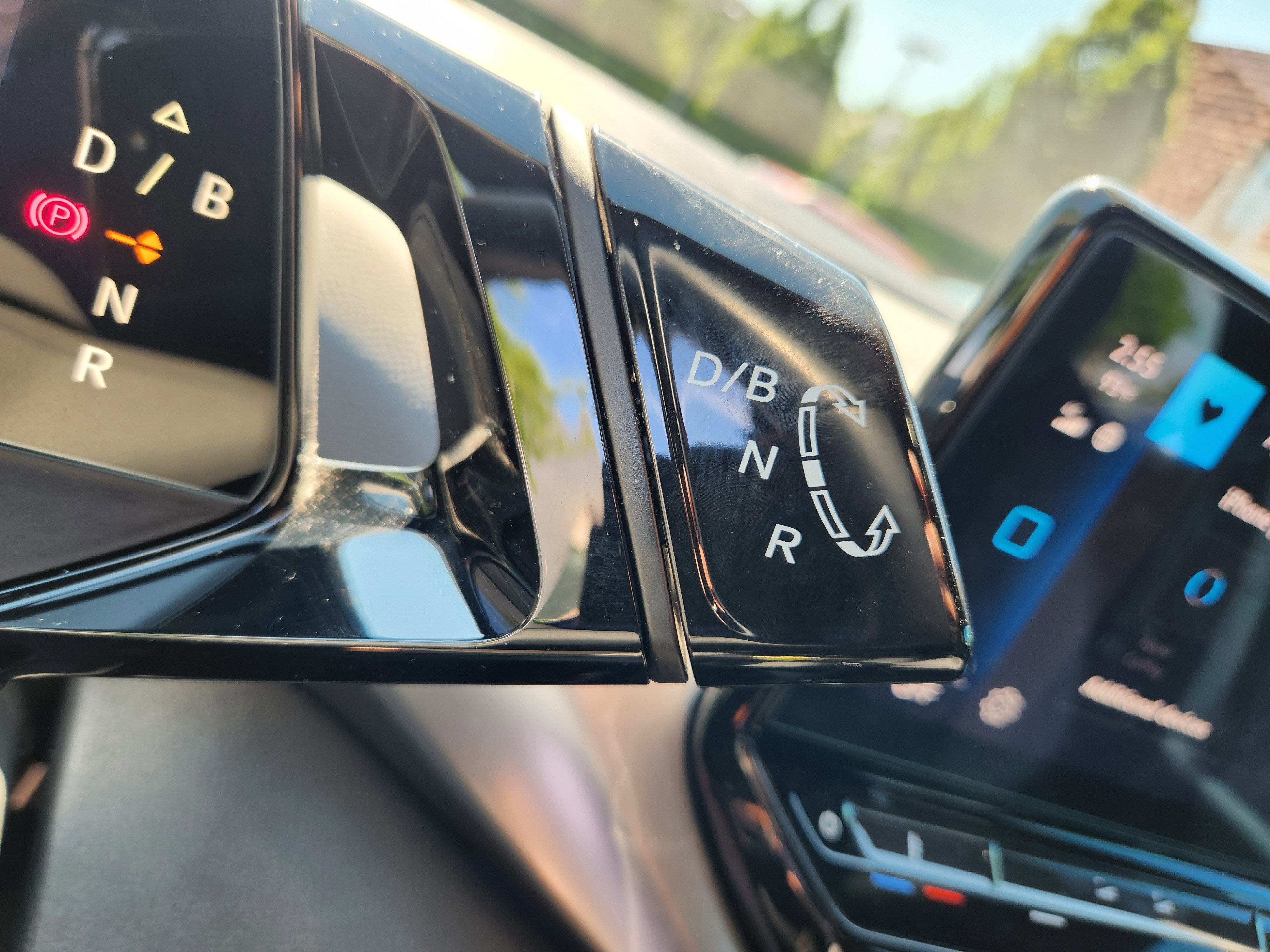2022 Volkswagen ID.4 Pro