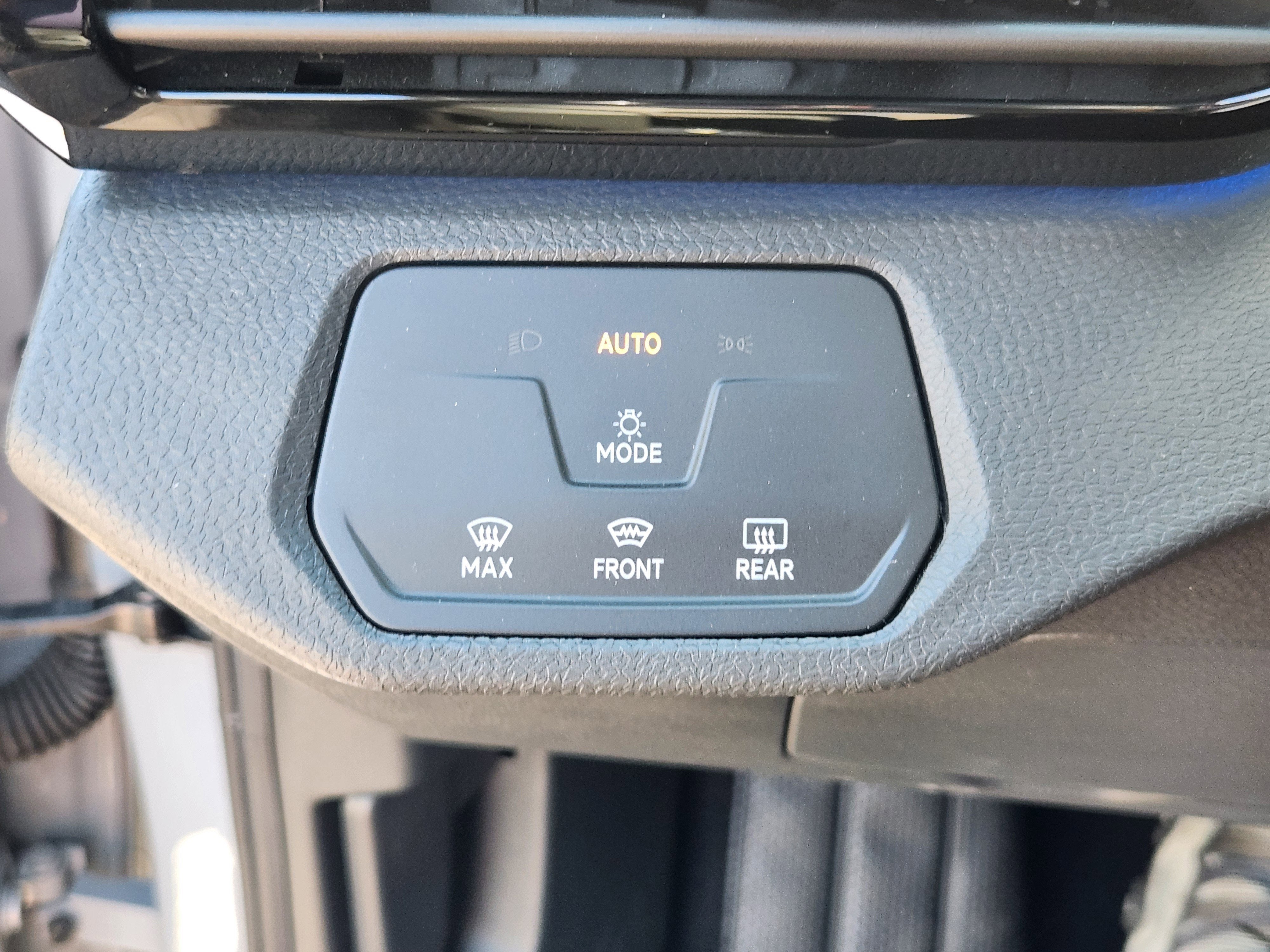 2022 Volkswagen ID.4 Pro