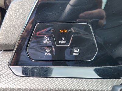 2024 Volkswagen Golf R Base