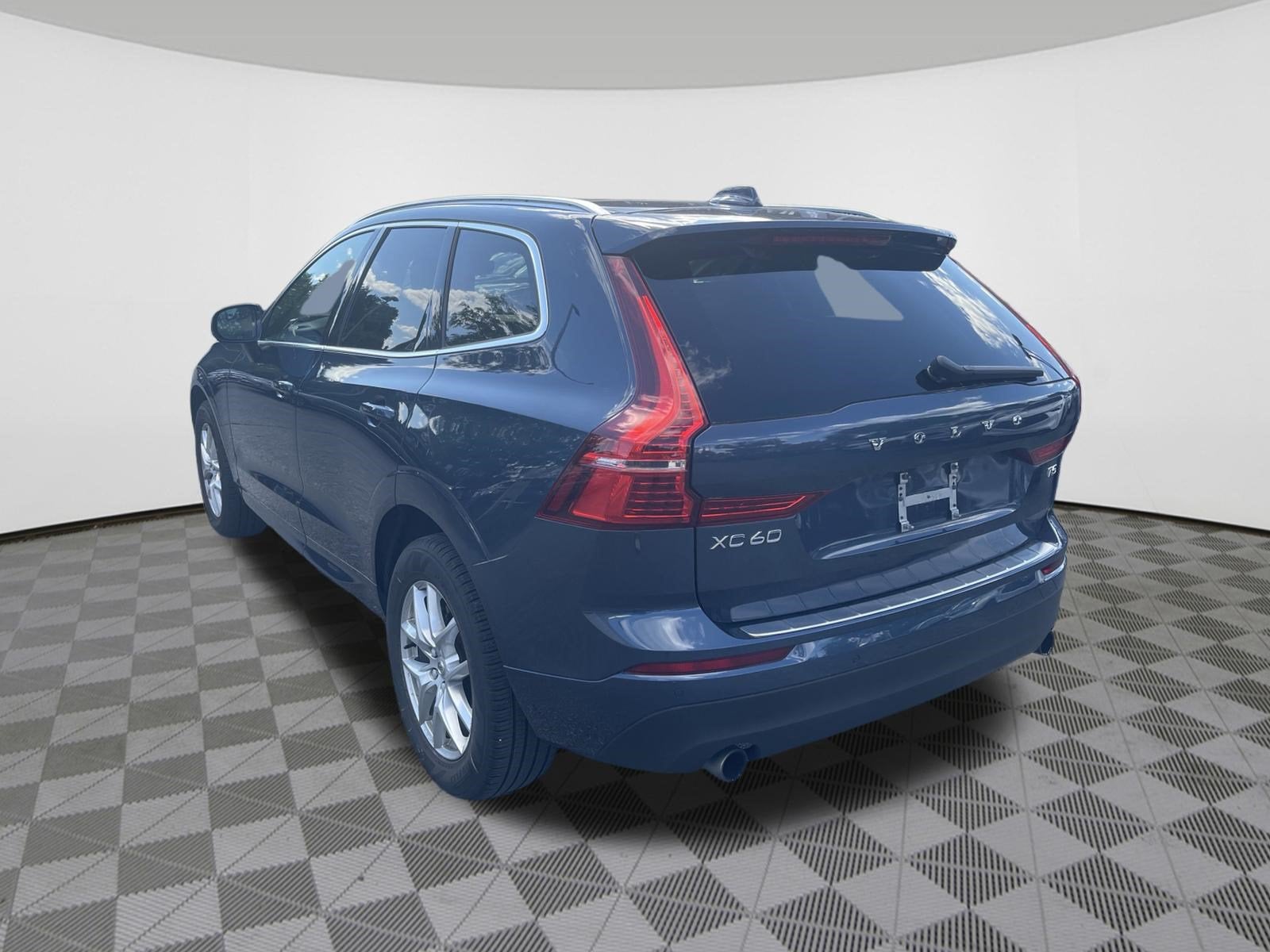 2021 Volvo XC60 Momentum