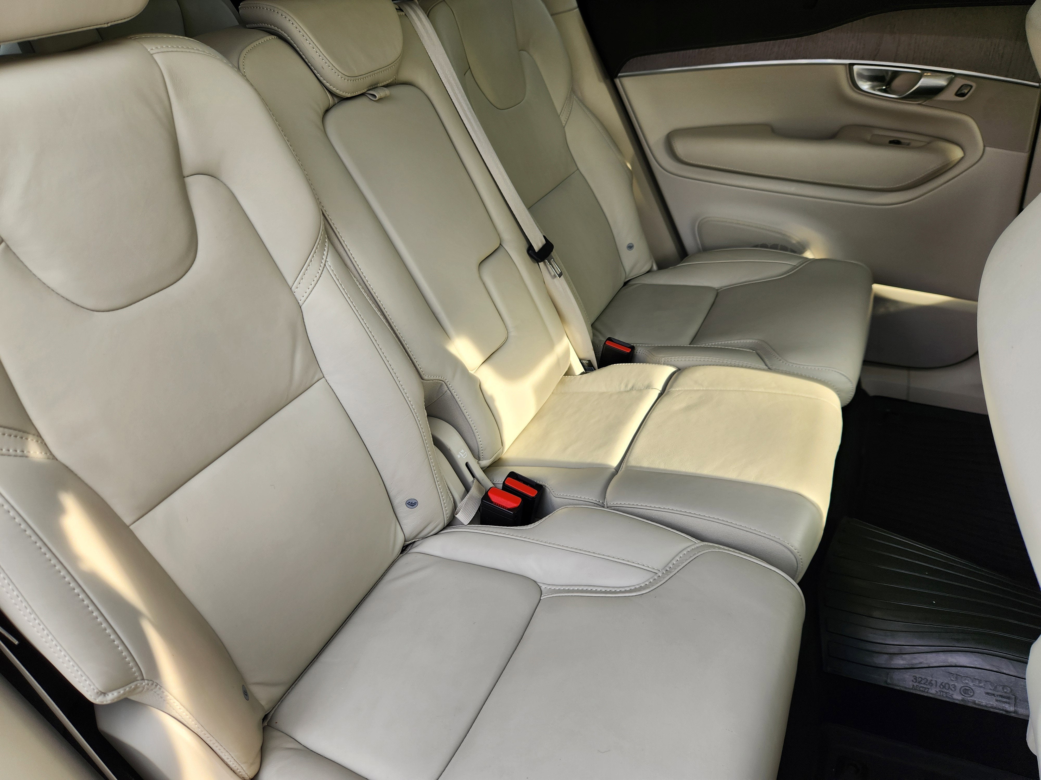 2022 Volvo XC90 Inscription