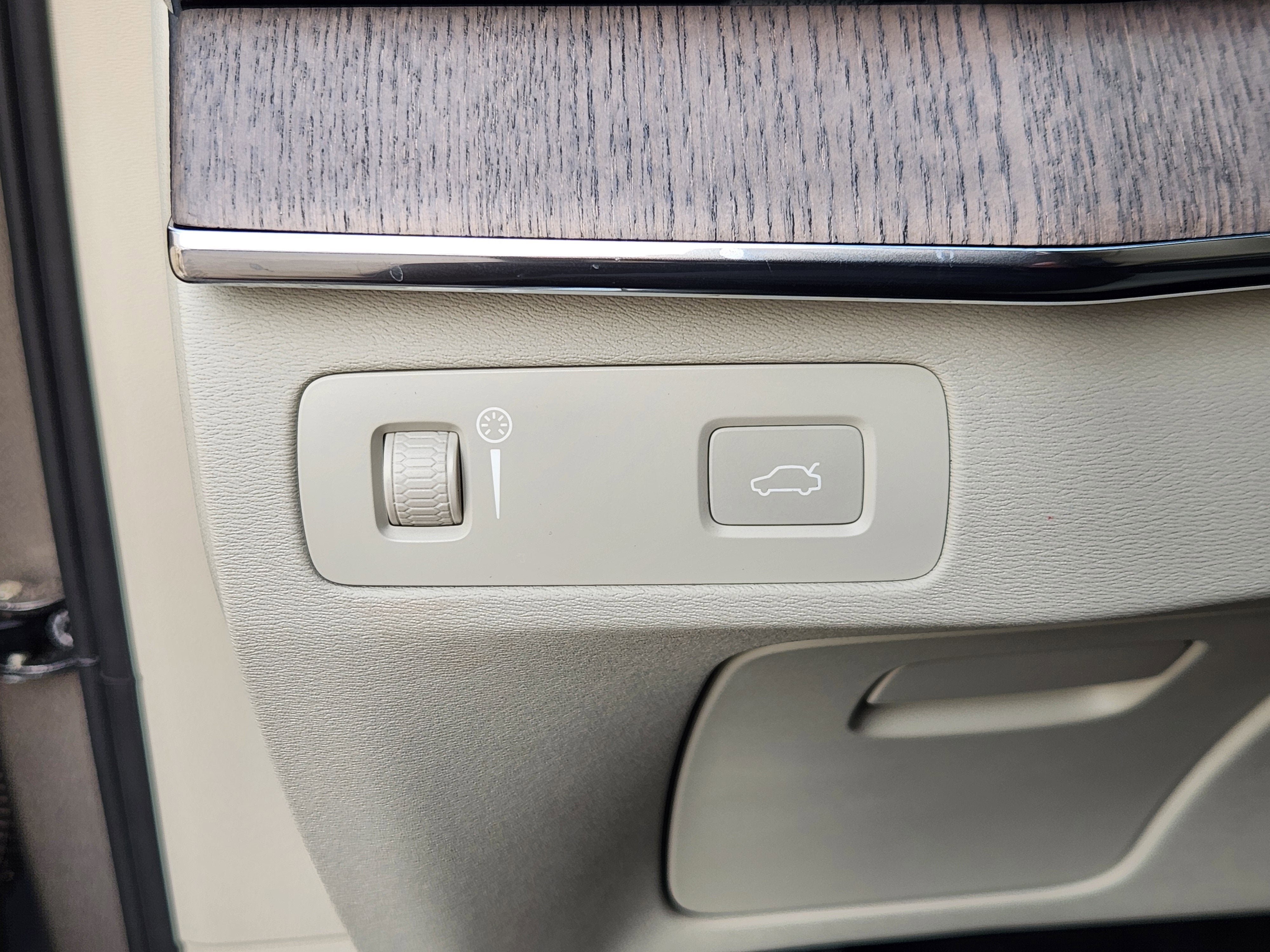 2022 Volvo XC90 Inscription