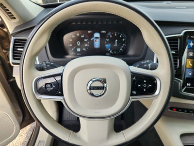 2022 Volvo XC90 Inscription