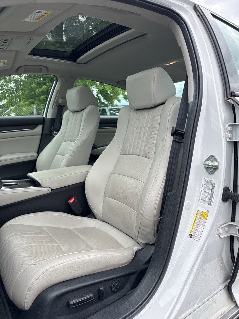 2018 Honda Accord Sedan Touring 2.0T