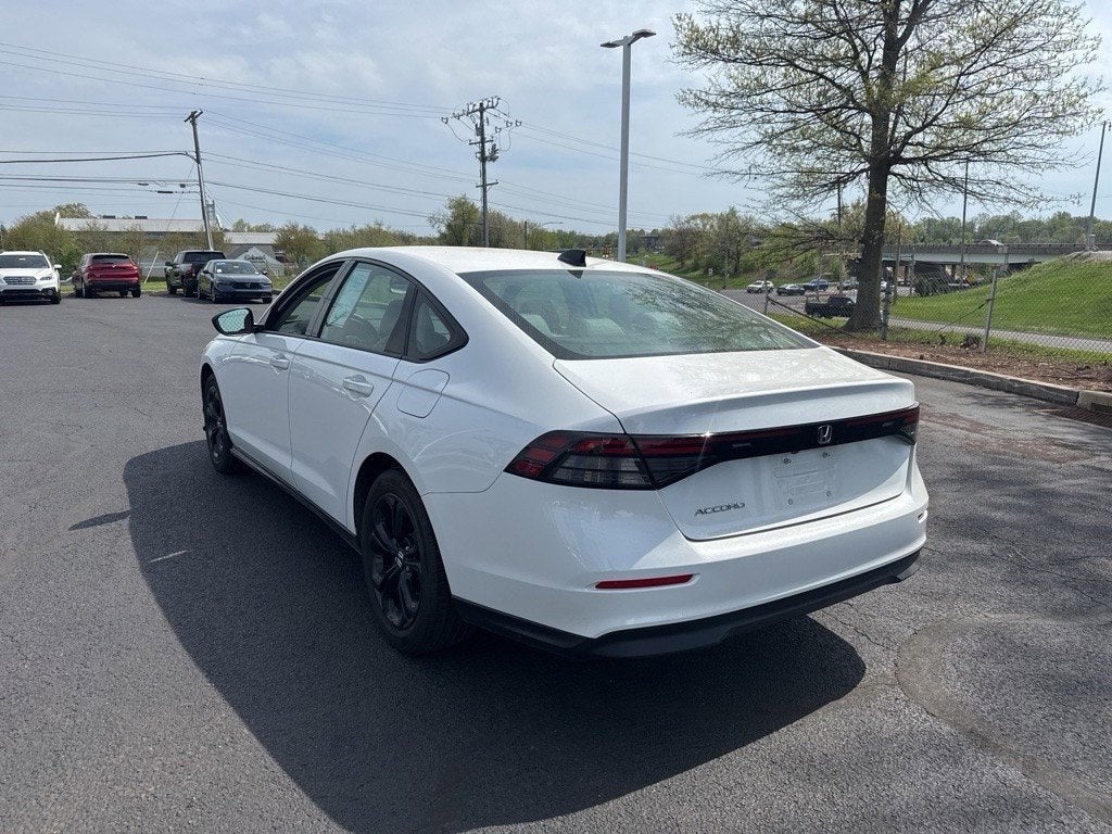 2025 Honda Accord Sedan SE