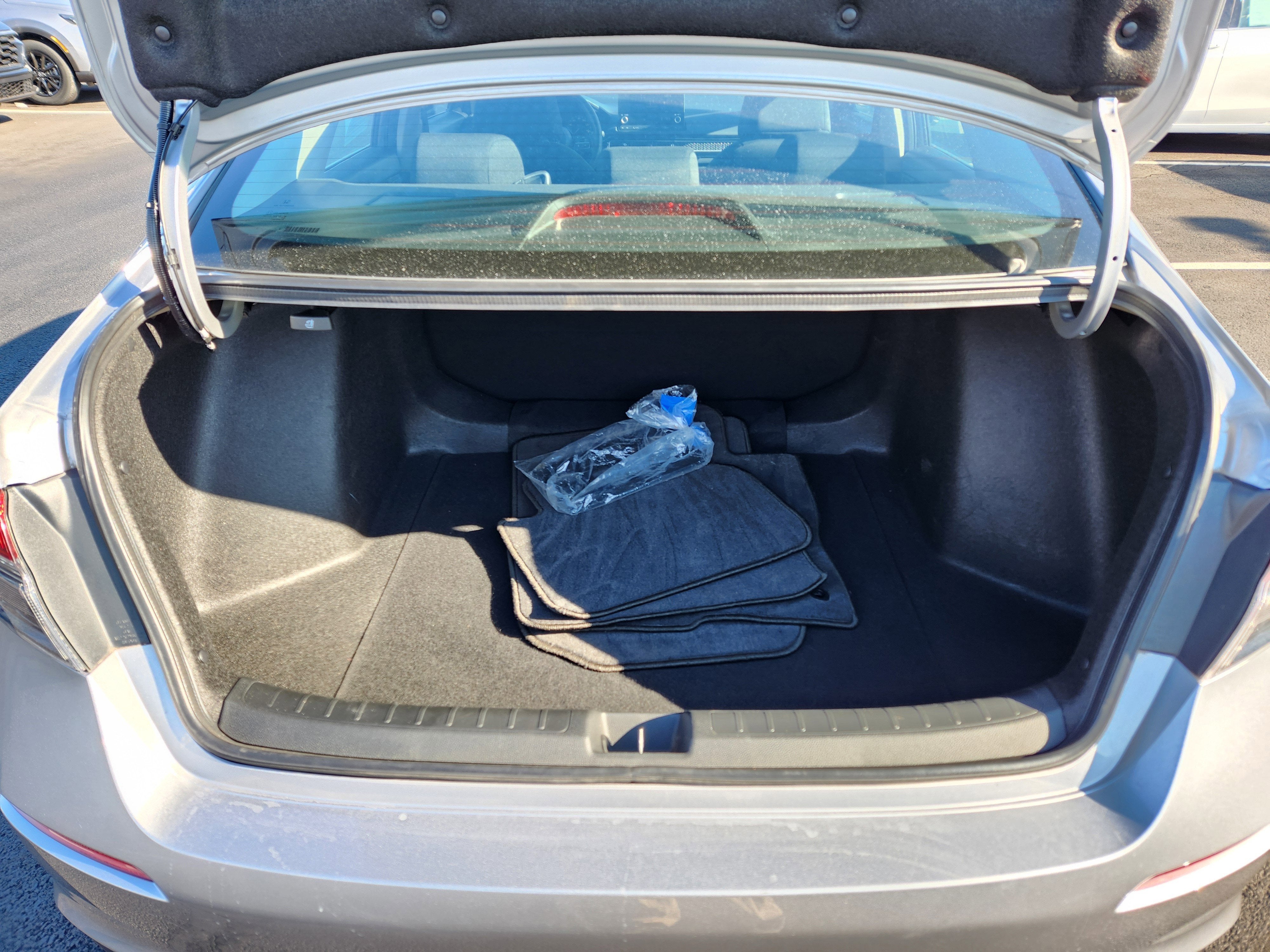 2022 Honda Civic Sedan LX