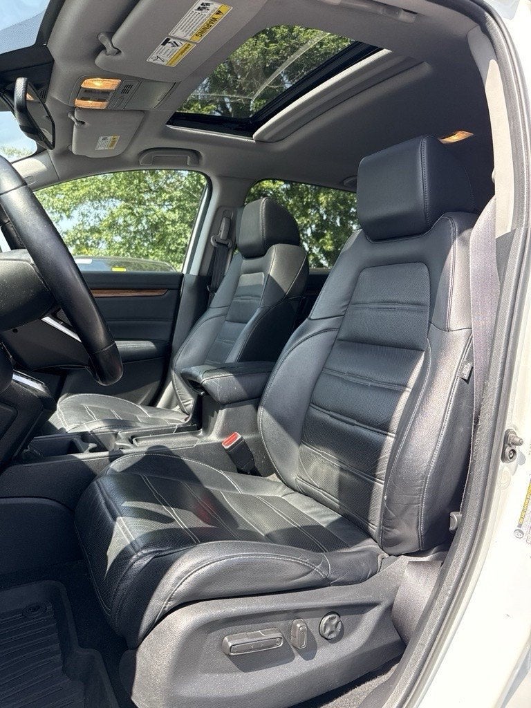 2017 Honda CR-V Touring