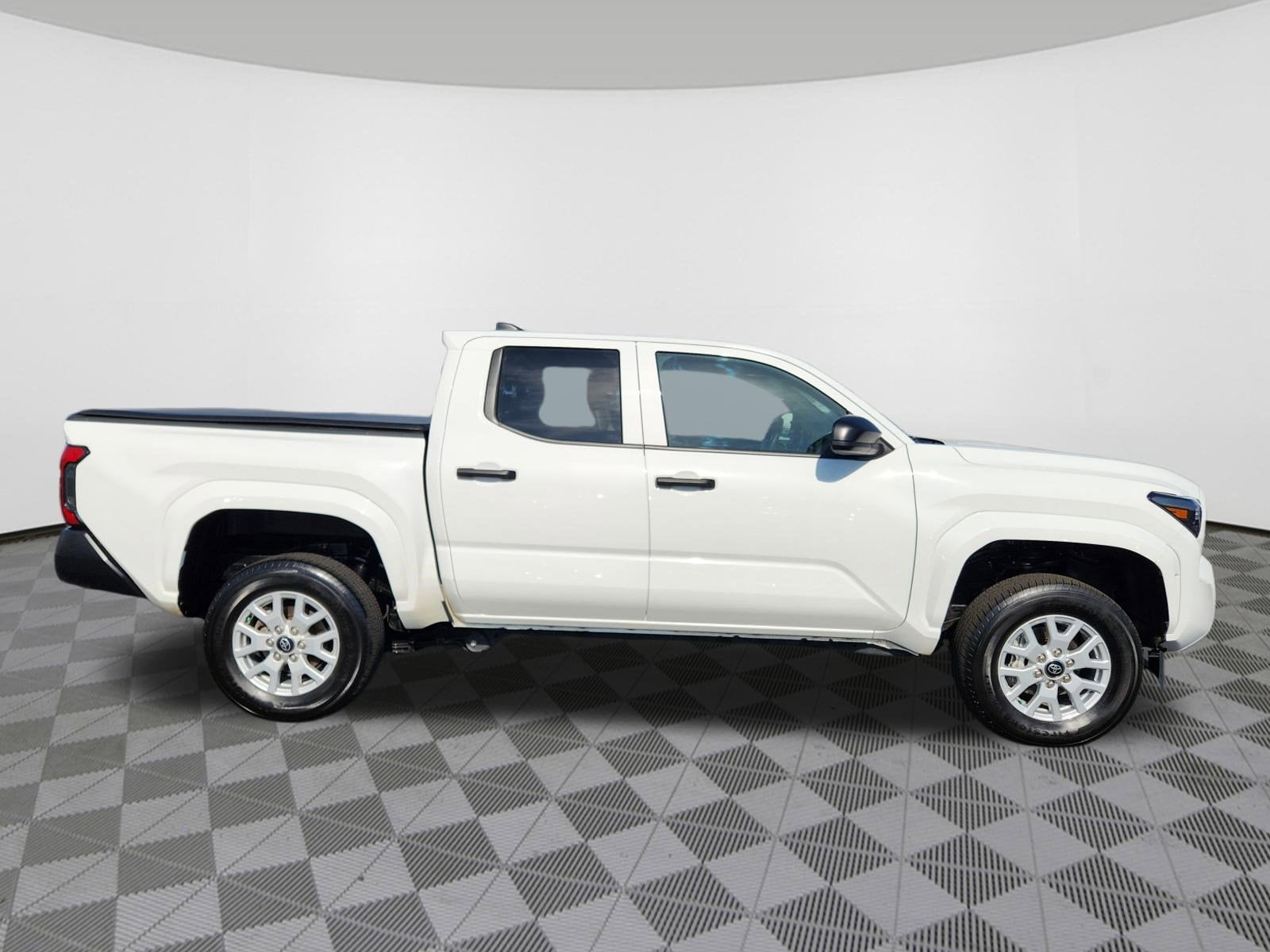 2025 Toyota Tacoma 4WD SR