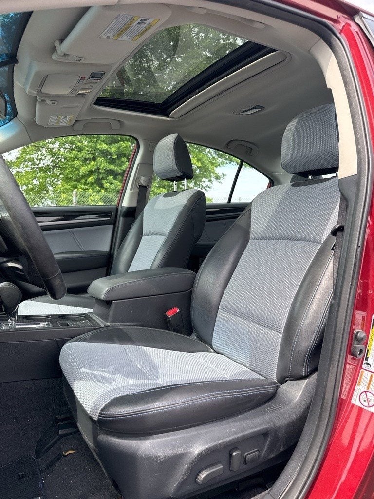 2017 Subaru Legacy Sport