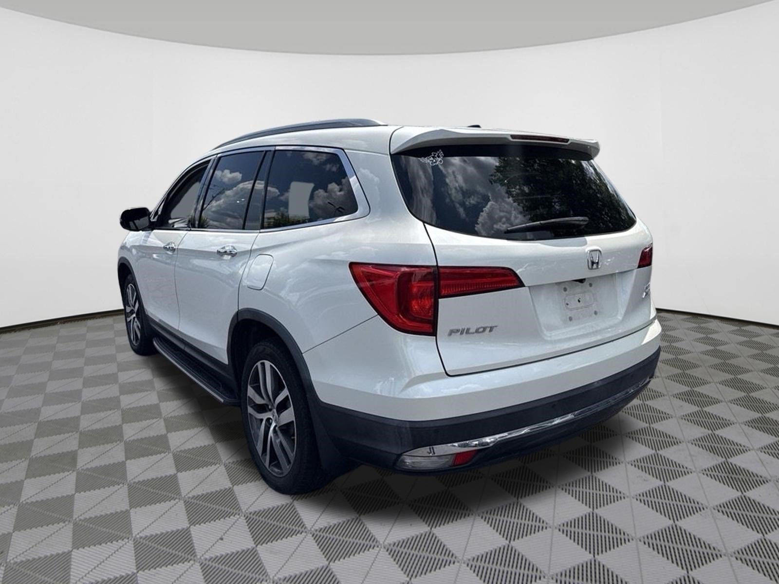 2016 Honda Pilot Elite