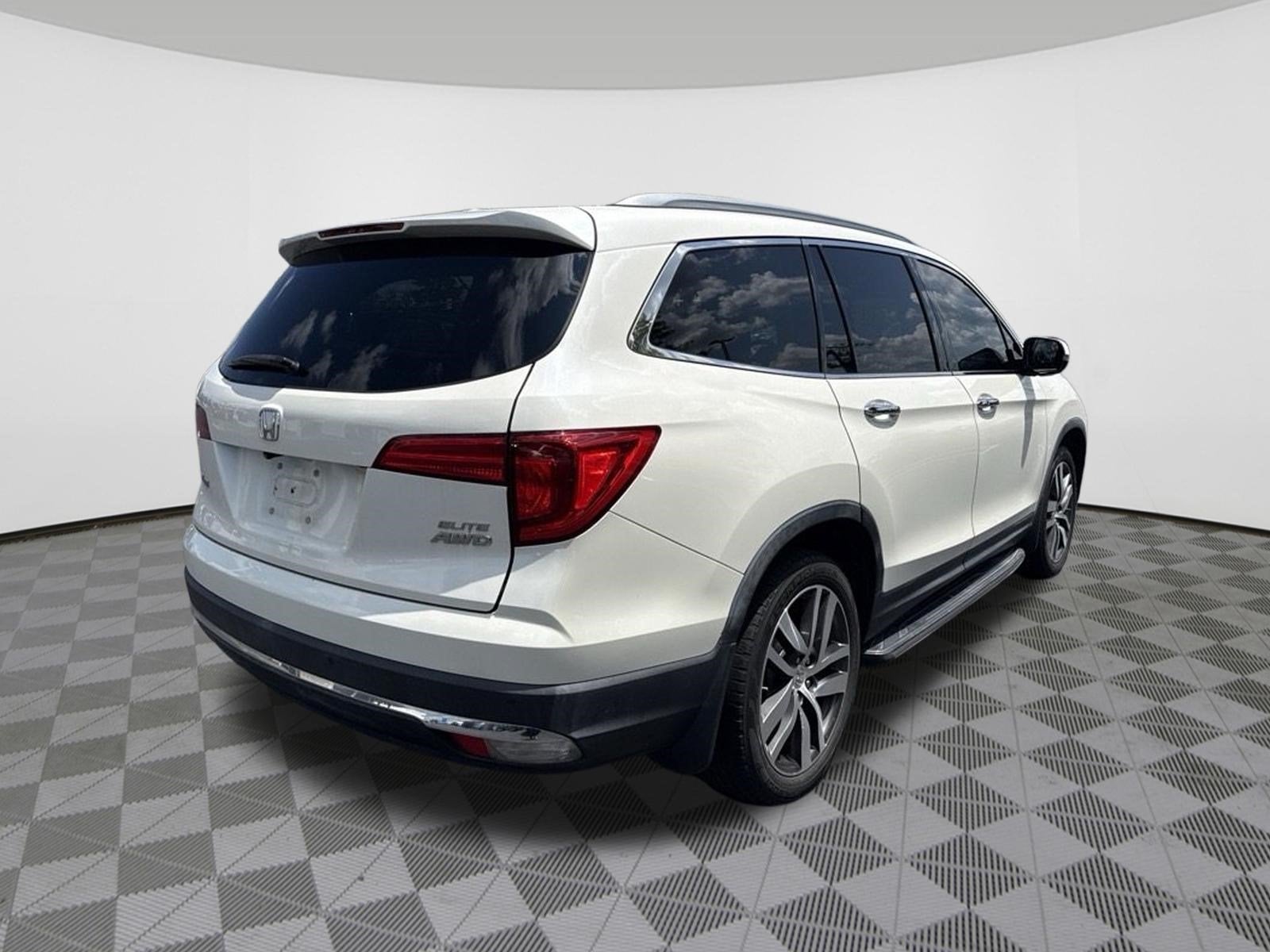 2016 Honda Pilot Elite