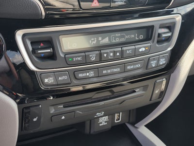 2019 Honda Pilot Touring 8-Passenger