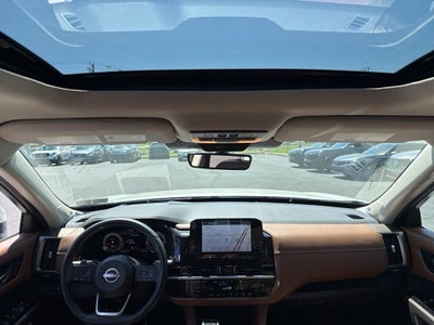 2023 Nissan Pathfinder Platinum