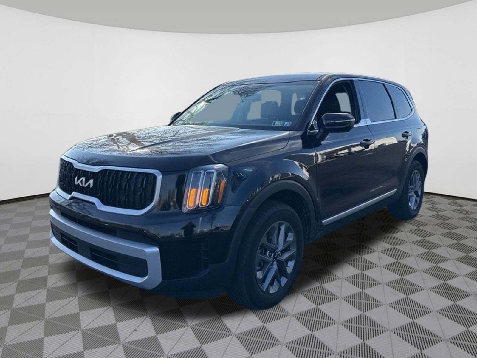 2024 Kia Telluride LX