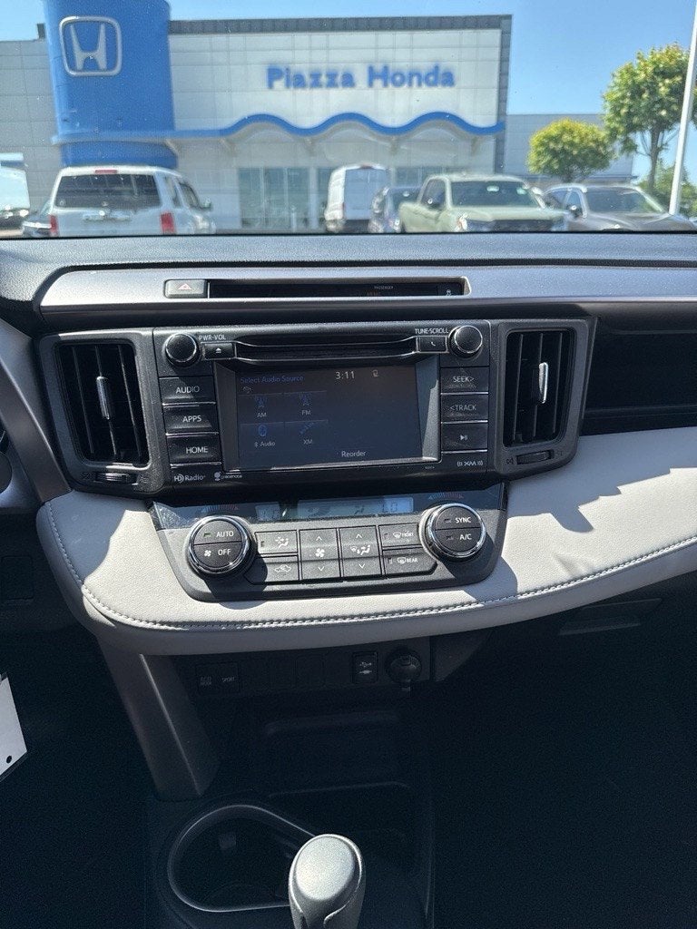 2016 Toyota RAV4 XLE