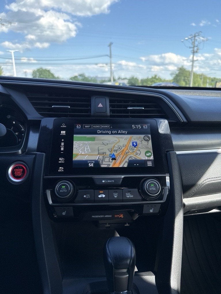 2017 Honda Civic Hatchback EX-L Navi