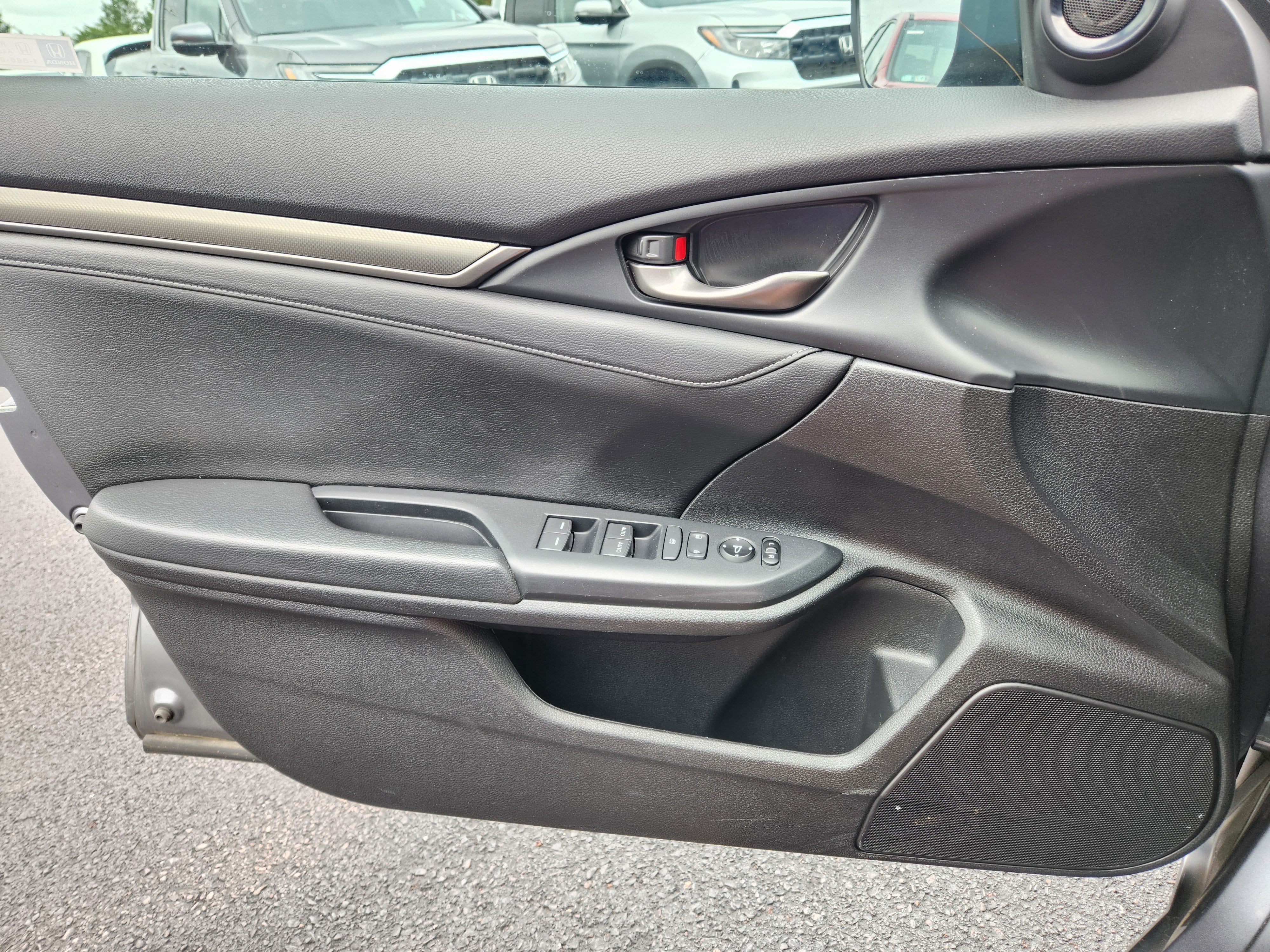 2018 Honda Civic Hatchback EX-L Navi