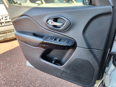 2021 Jeep Cherokee Altitude