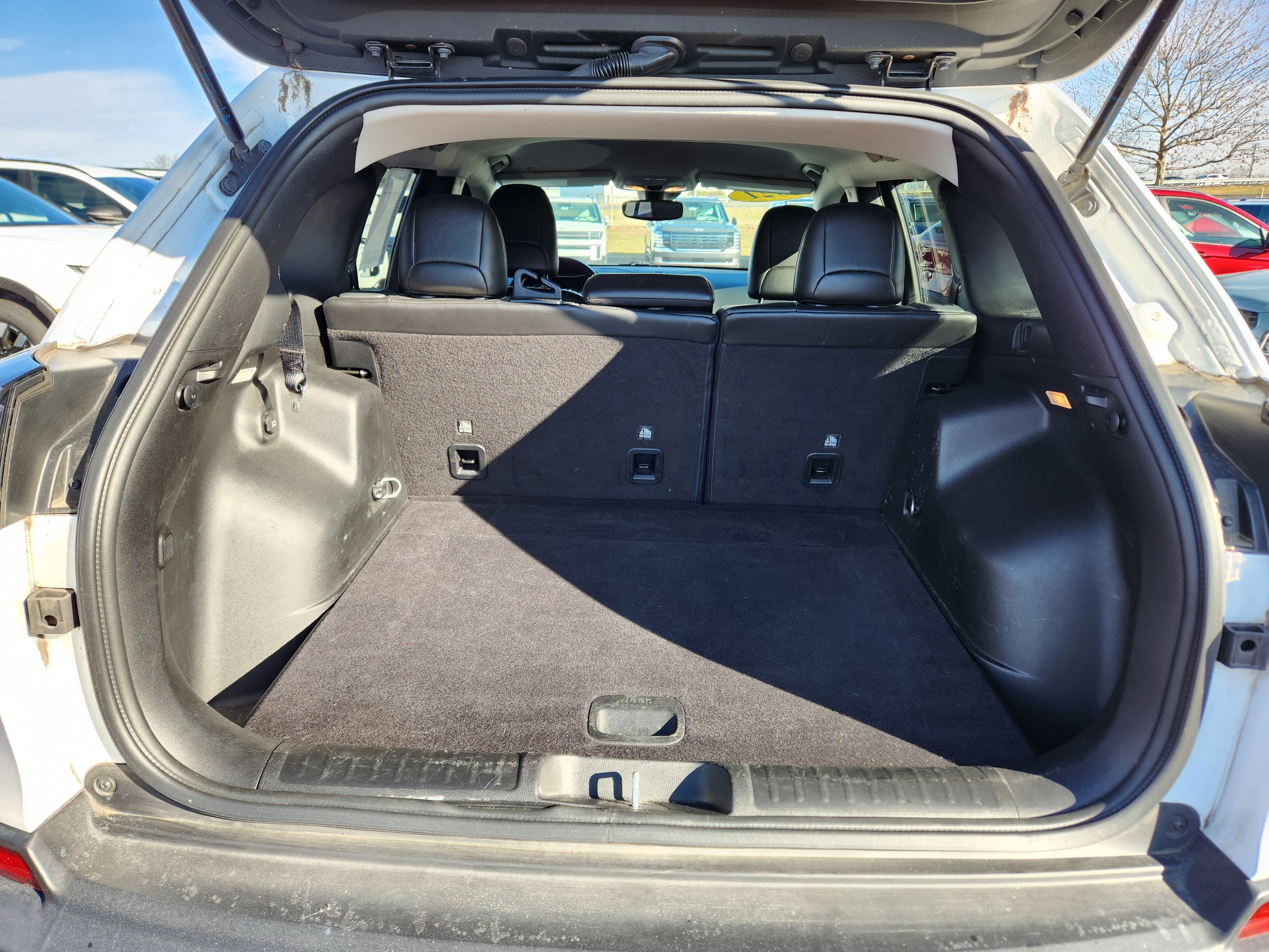 2021 Jeep Cherokee Altitude