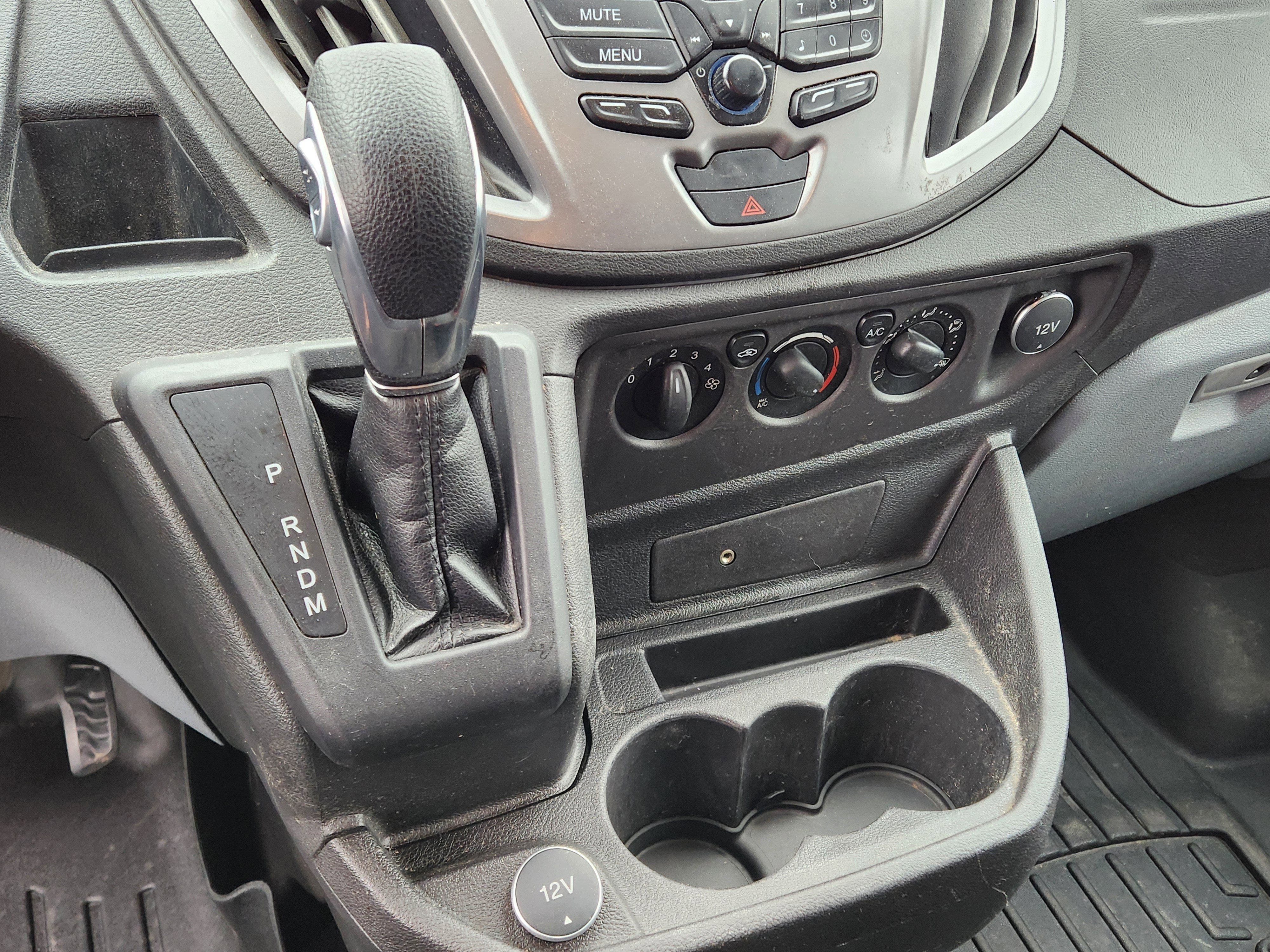 2018 Ford Transit Passenger Wagon XLT