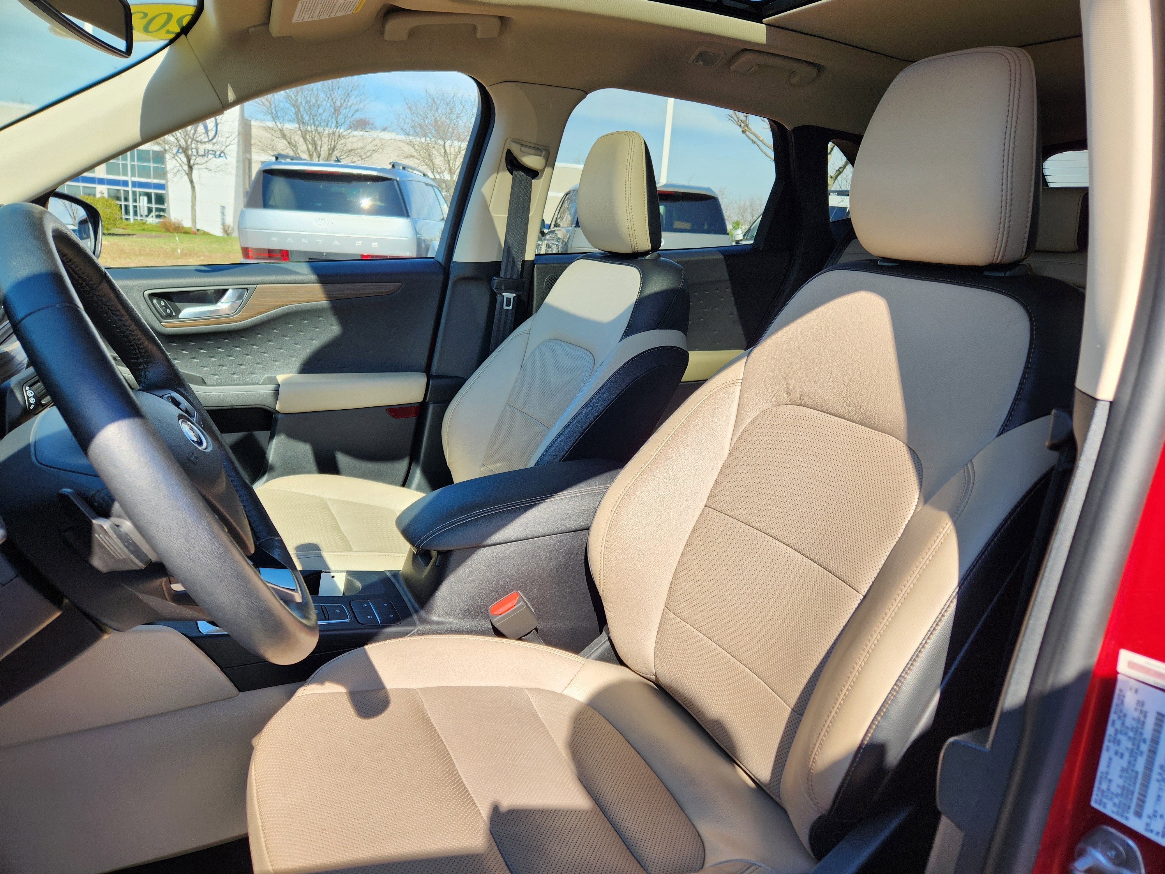 2020 Ford Escape Titanium