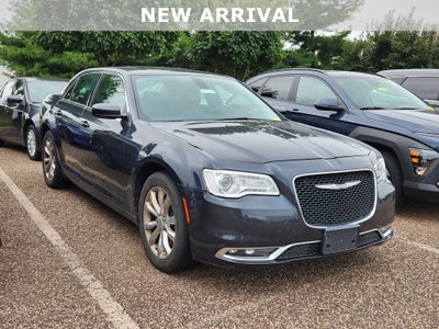 2016 Chrysler 300 Limited