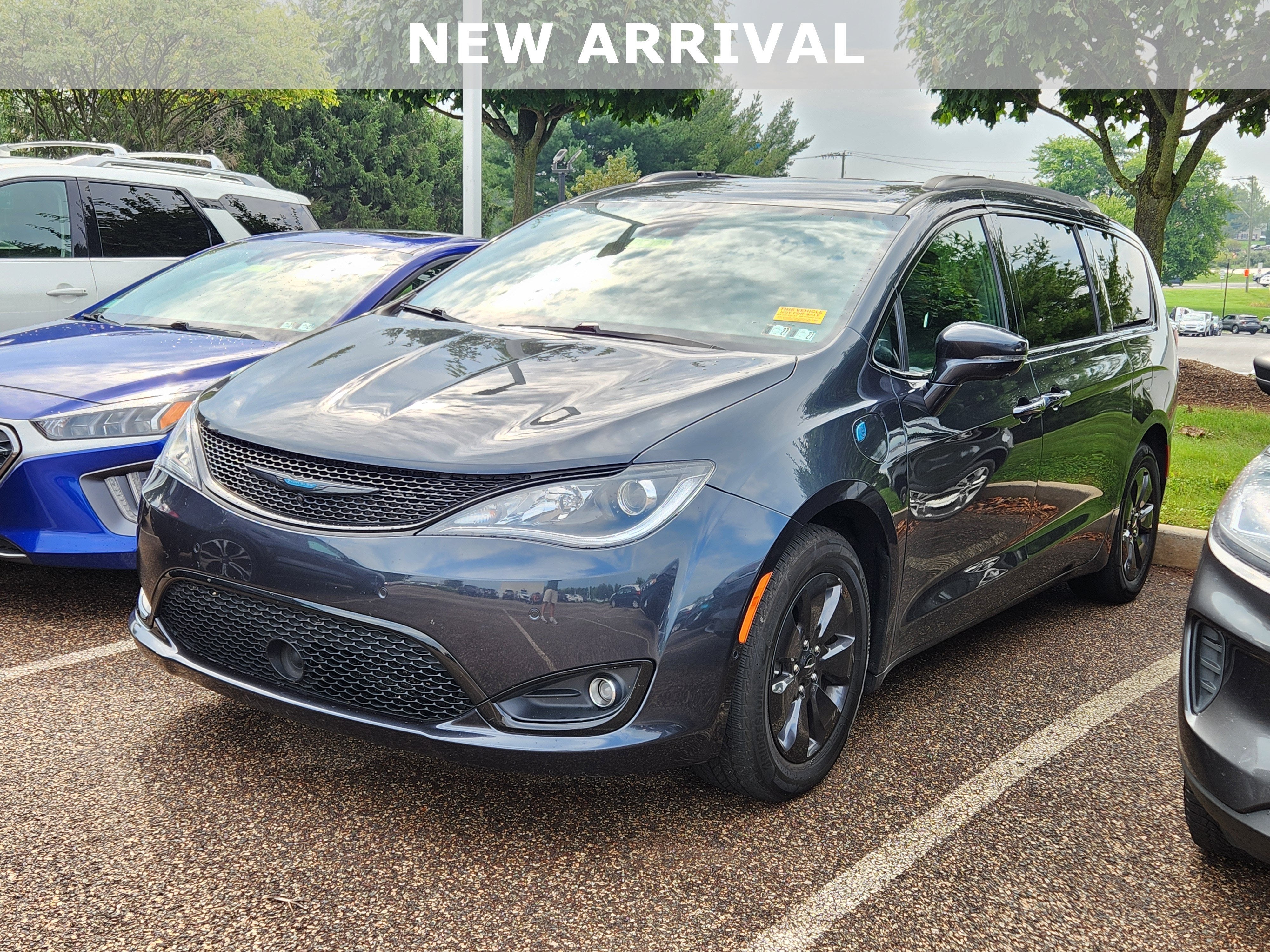 2020 Chrysler Pacifica Hybrid Limited