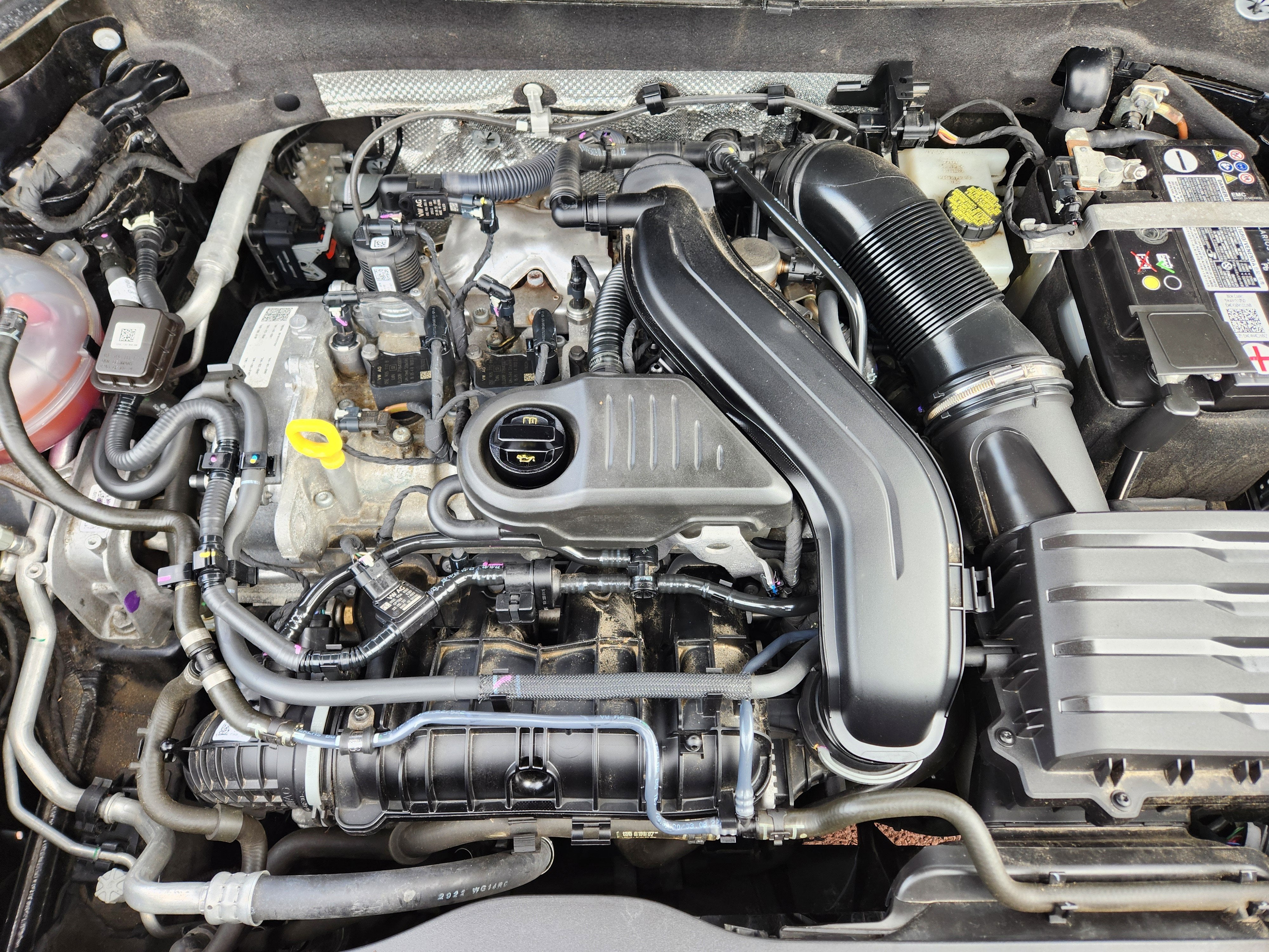 2023 Volkswagen Taos SE