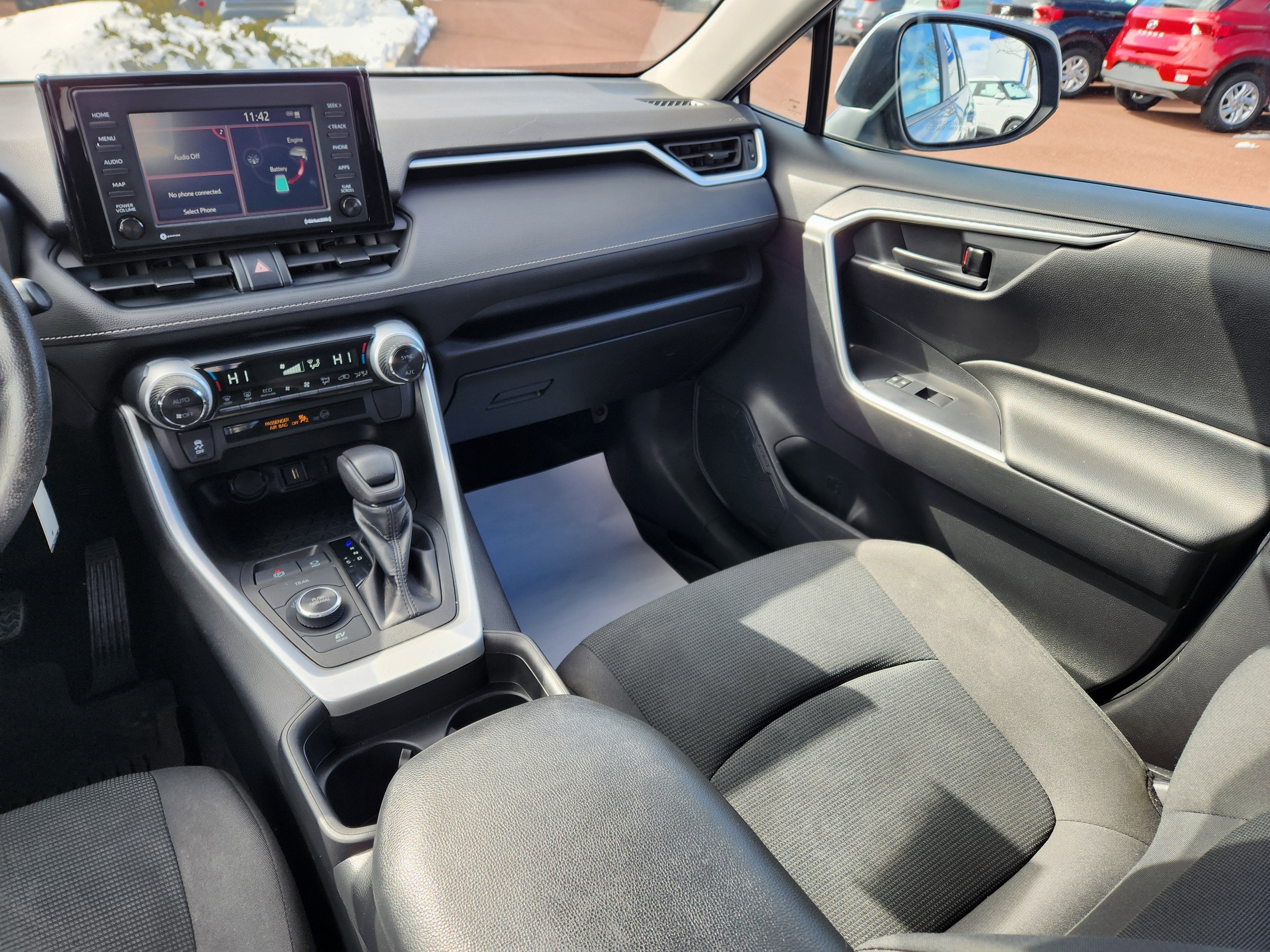 2021 Toyota RAV4 Hybrid LE