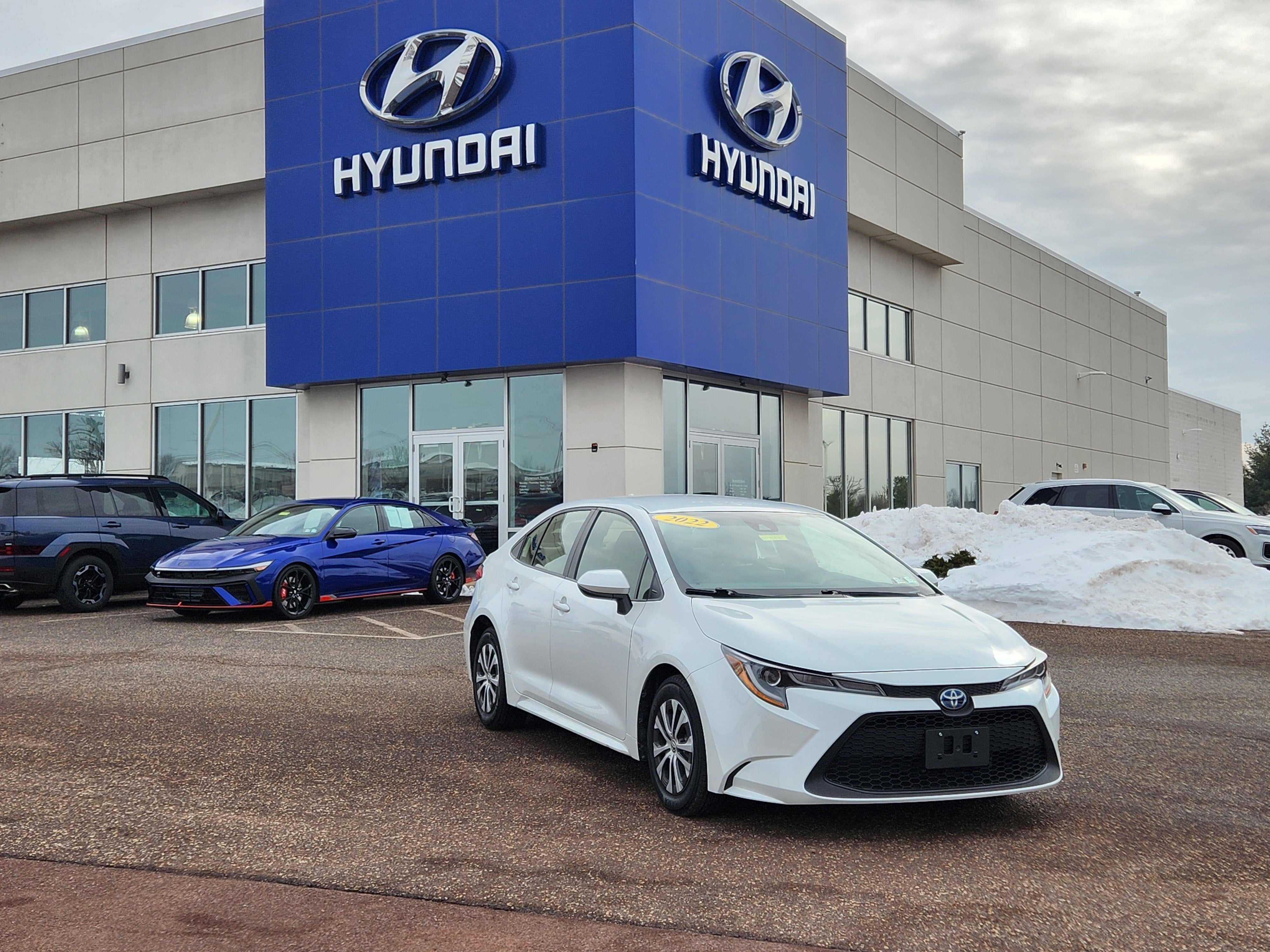 2022 Toyota Corolla Hybrid LE