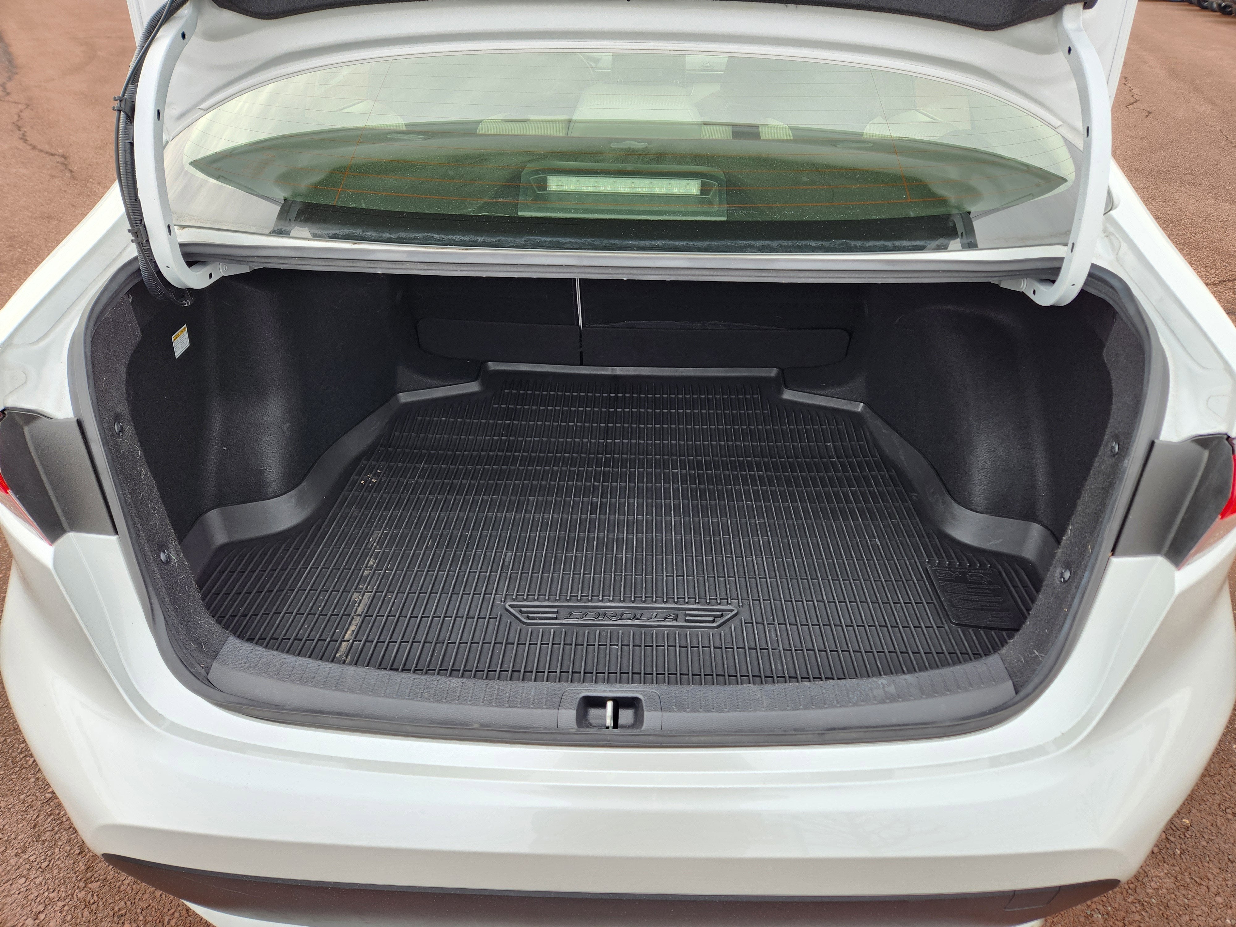 2022 Toyota Corolla Hybrid LE