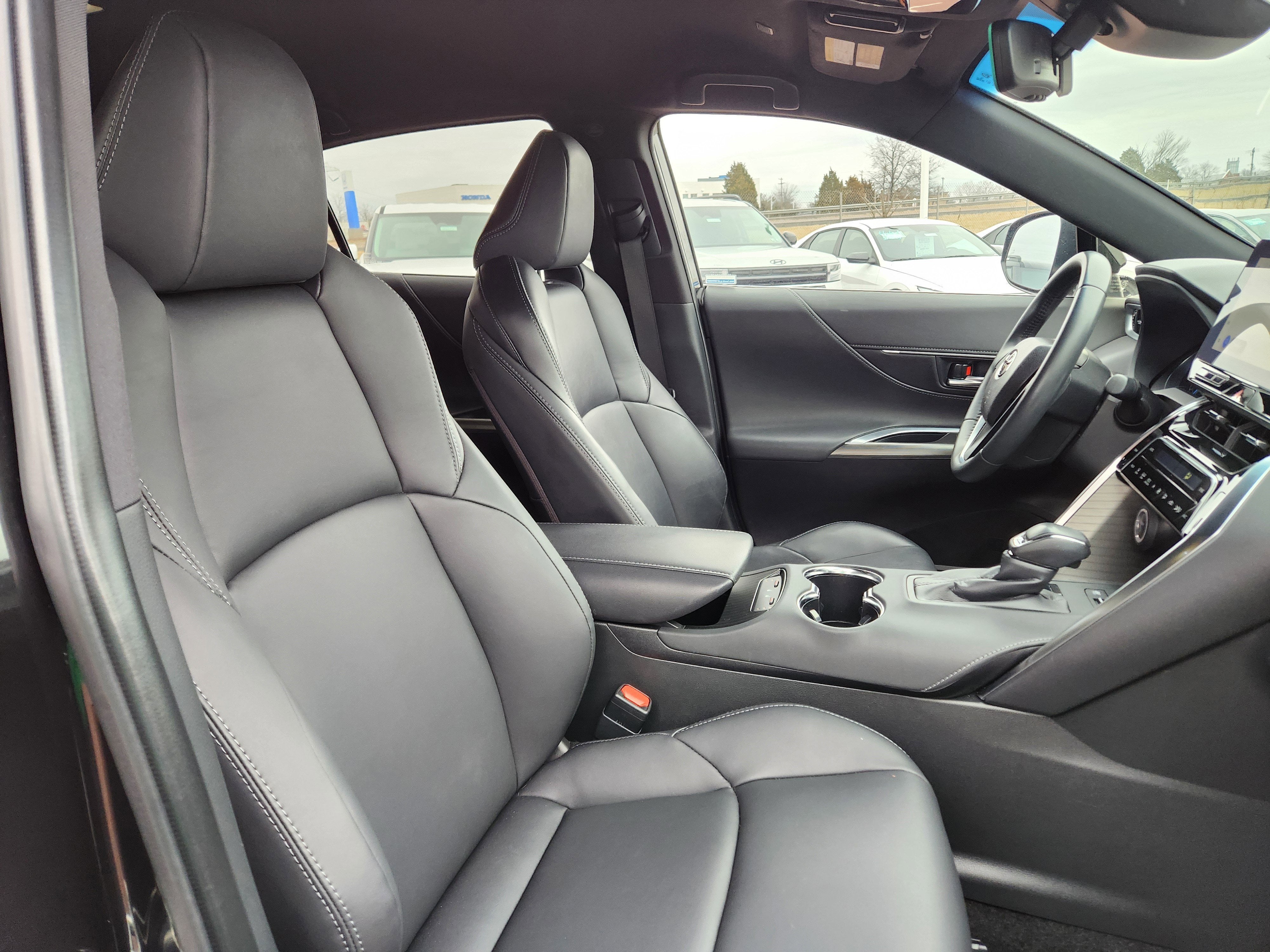 2023 Toyota Venza XLE