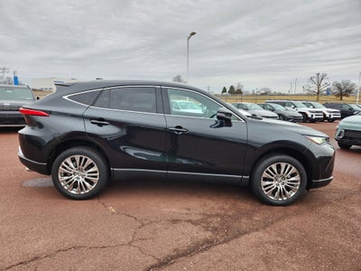 2023 Toyota Venza XLE