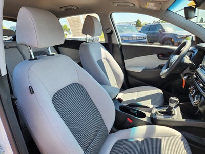 2023 Hyundai Kona SE