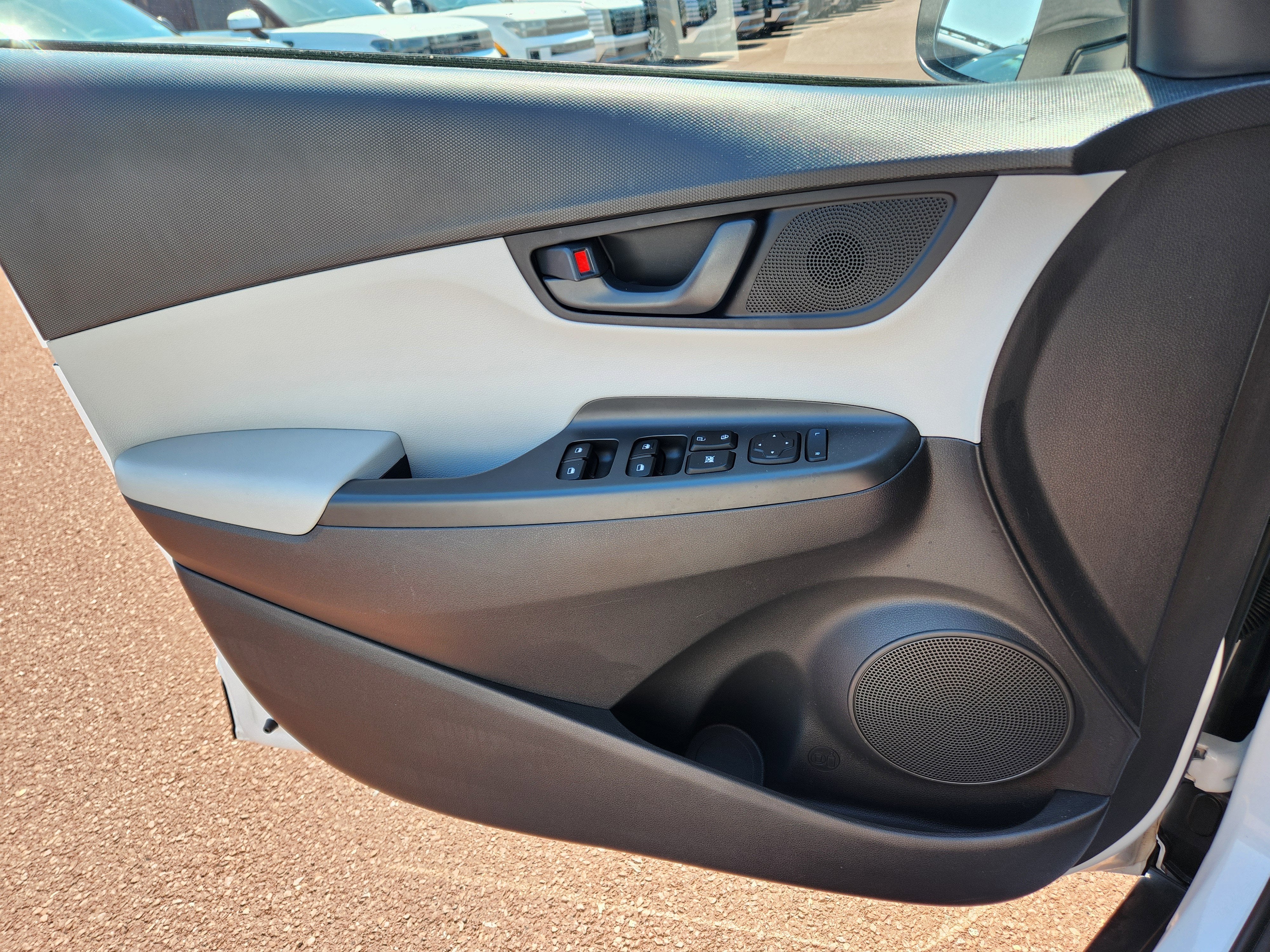 2023 Hyundai Kona SE