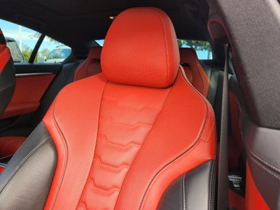 2023 BMW 8 Series M850i