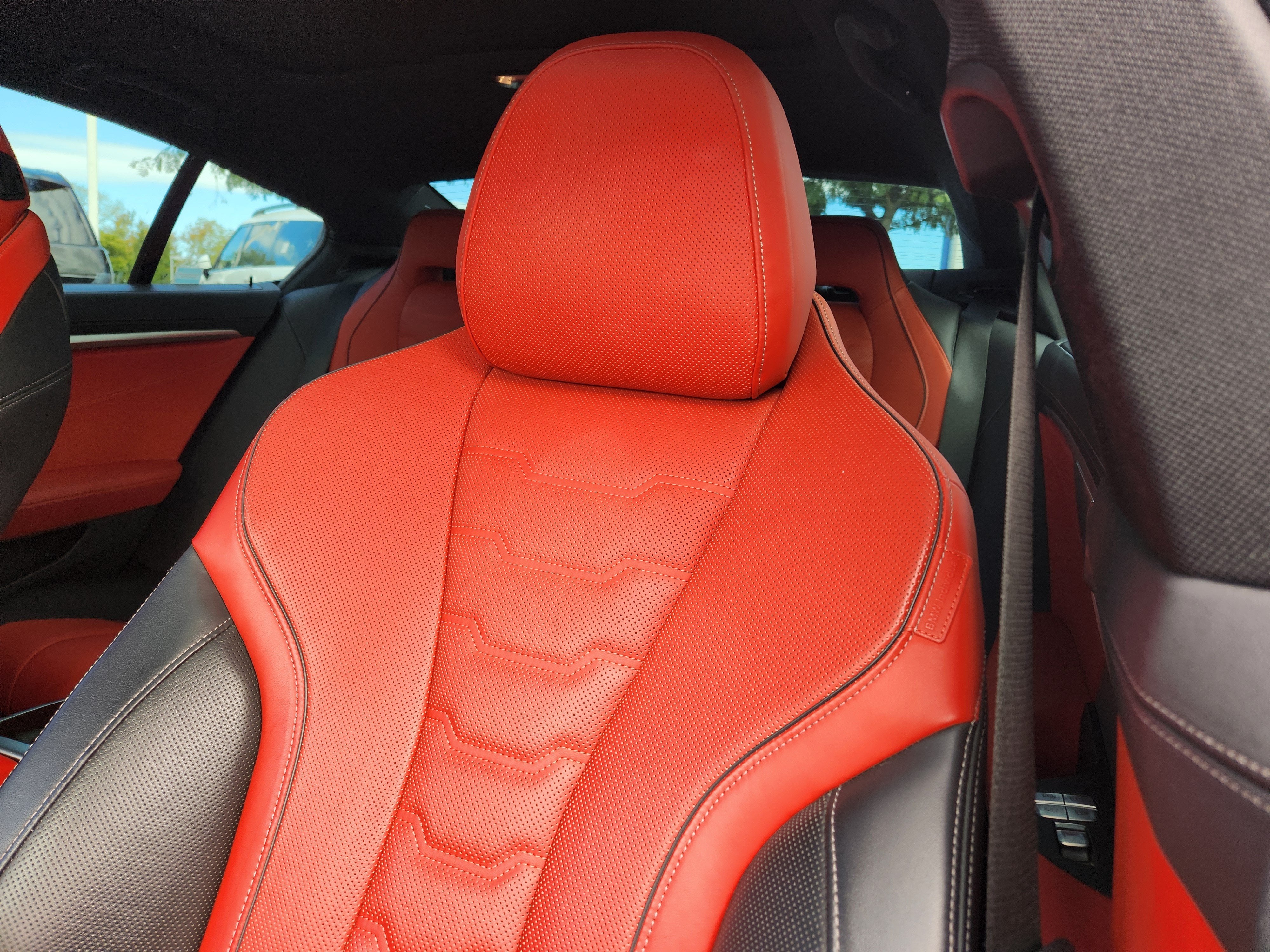 2023 BMW 8 Series M850i