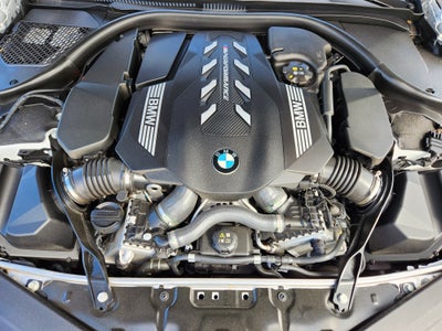 2023 BMW 8 Series M850i