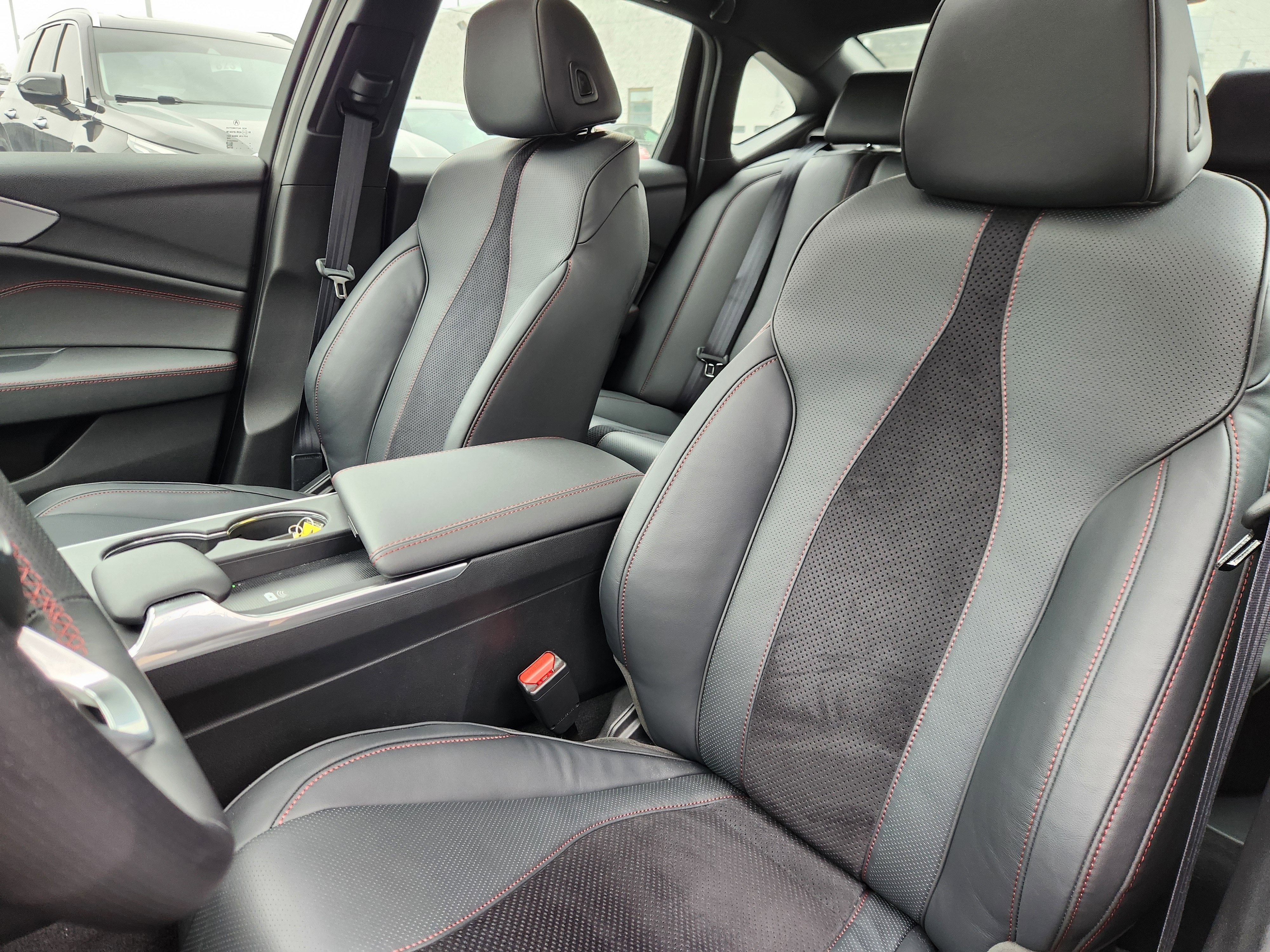 2025 Acura TLX w/A-Spec Package