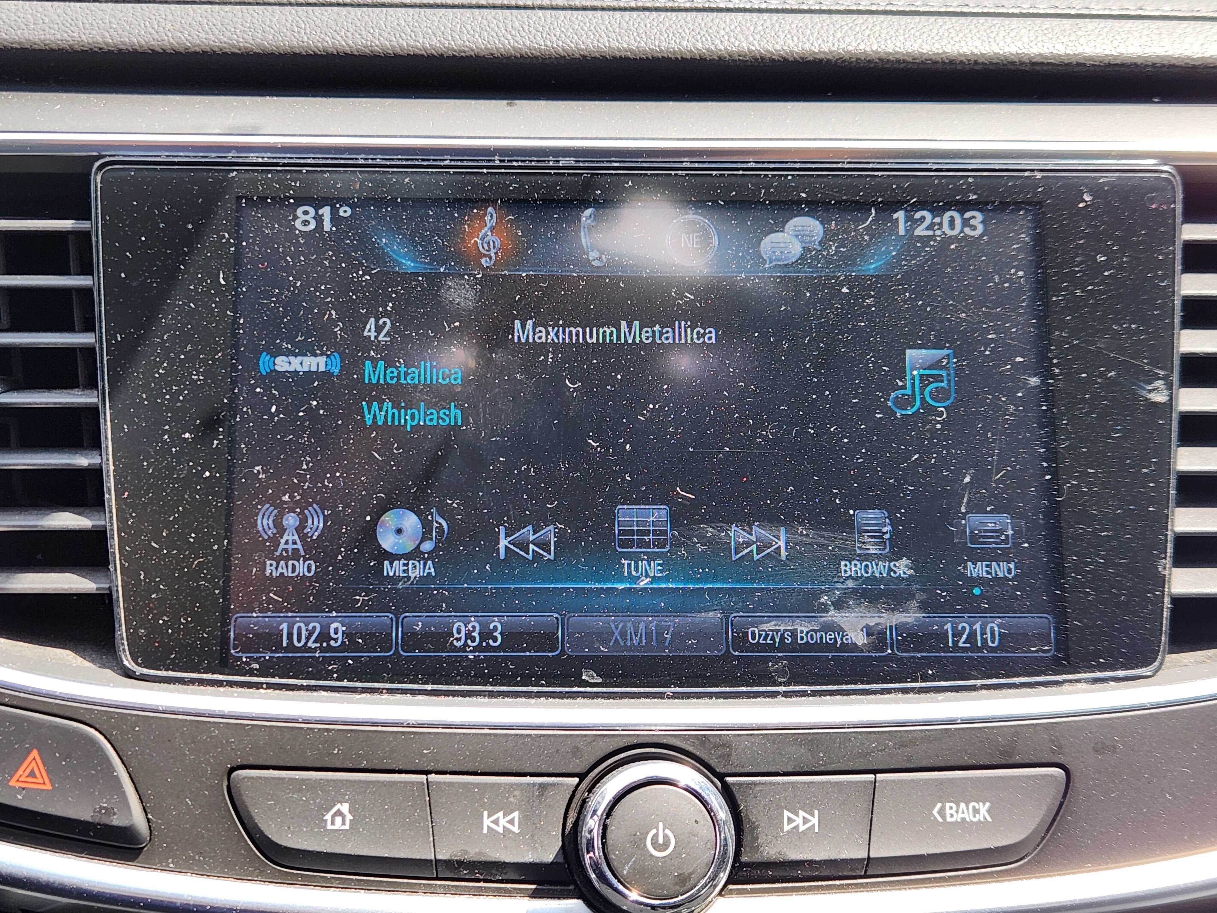 2017 Buick LaCrosse Essence