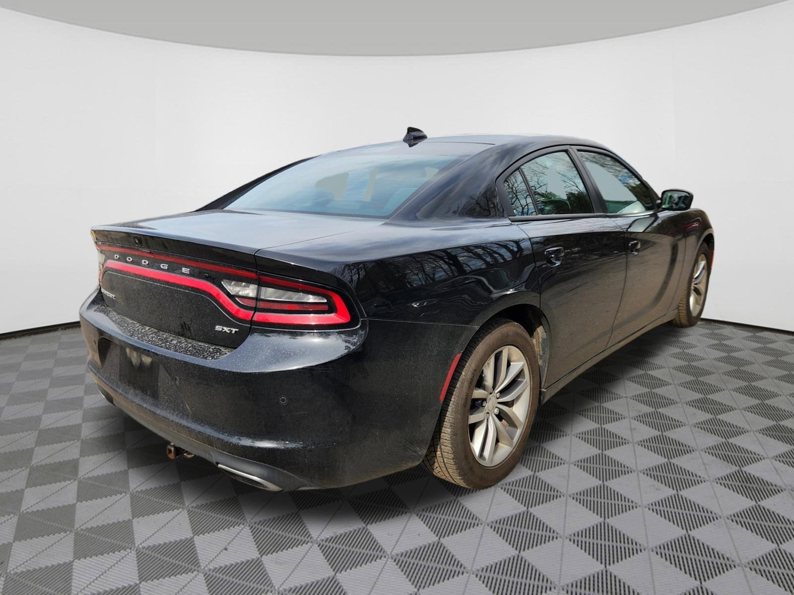 2015 Dodge Charger SXT